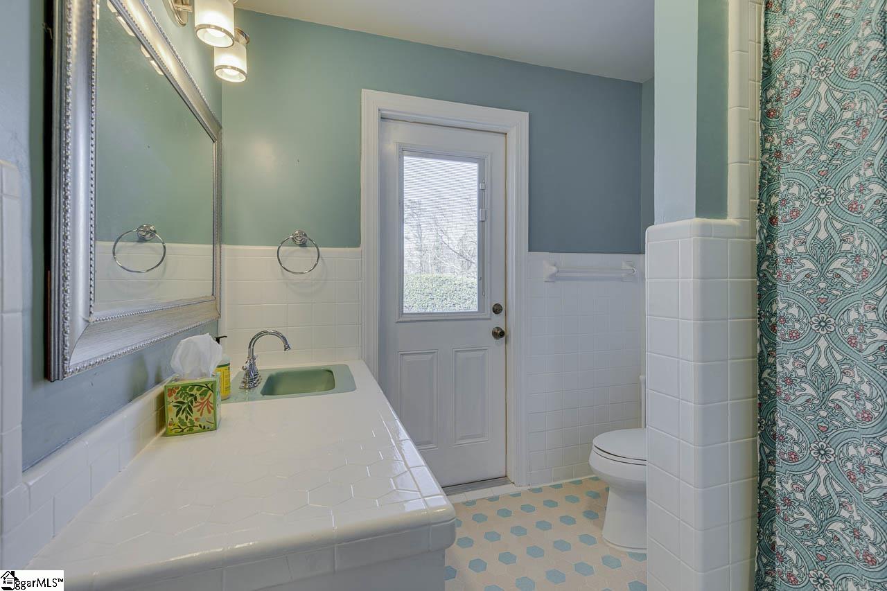 136 Club Drive Simpsonville, SC 29681