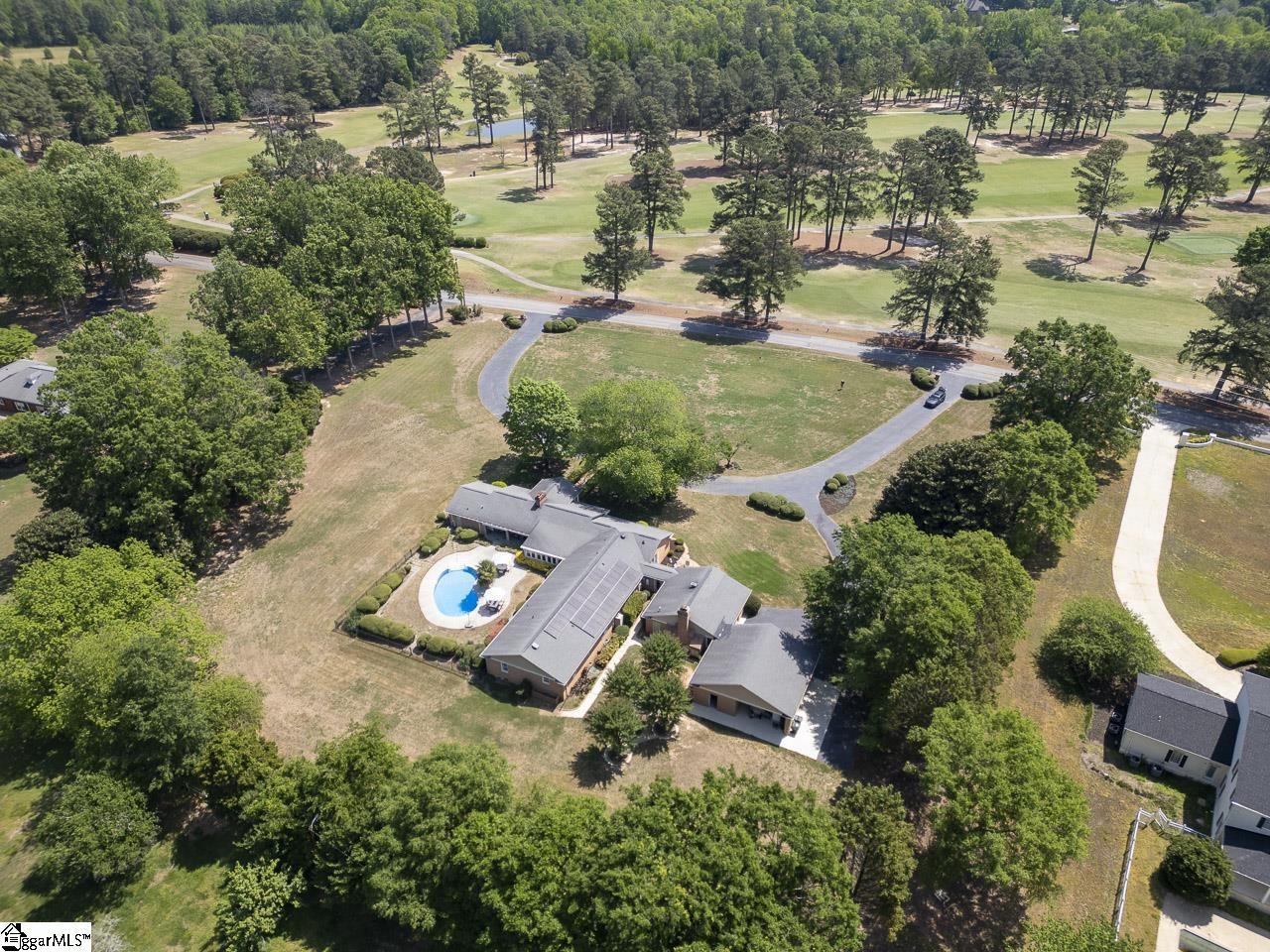 136 Club Drive Simpsonville, SC 29681