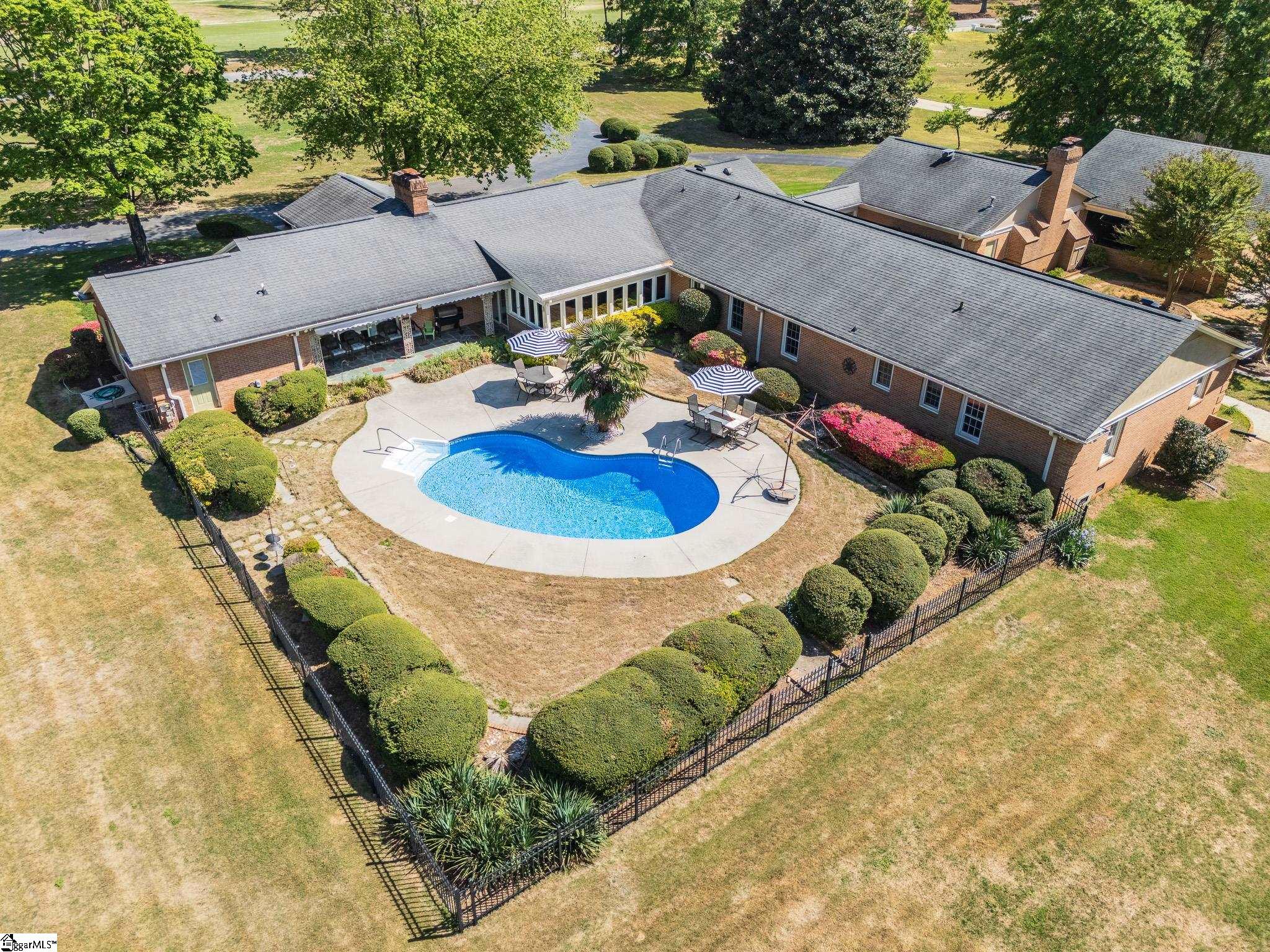 136 Club Drive Simpsonville, SC 29681