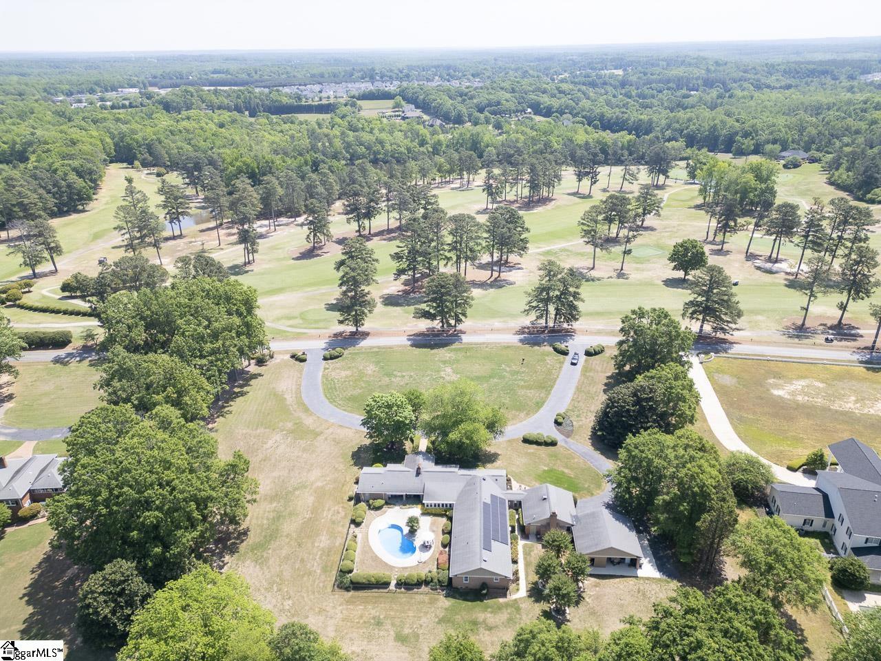 136 Club Drive Simpsonville, SC 29681