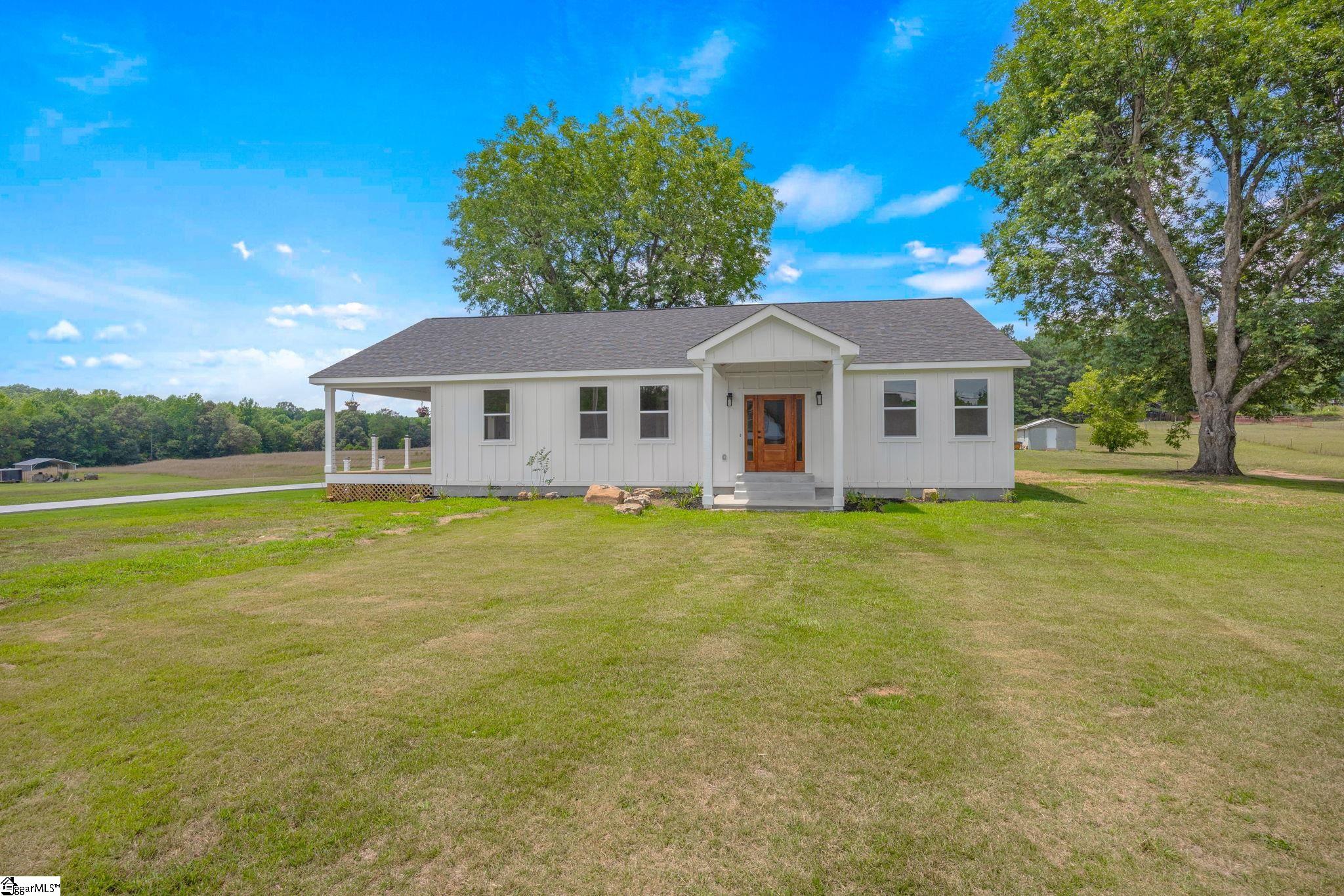 2024 Edwards Lake Road Greer, SC 29651