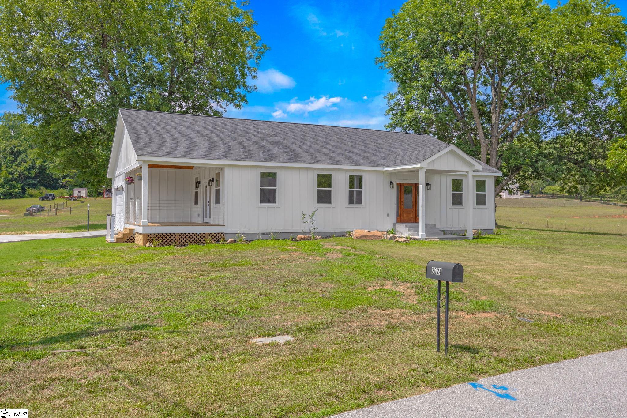 2024 Edwards Lake Road Greer, SC 29651