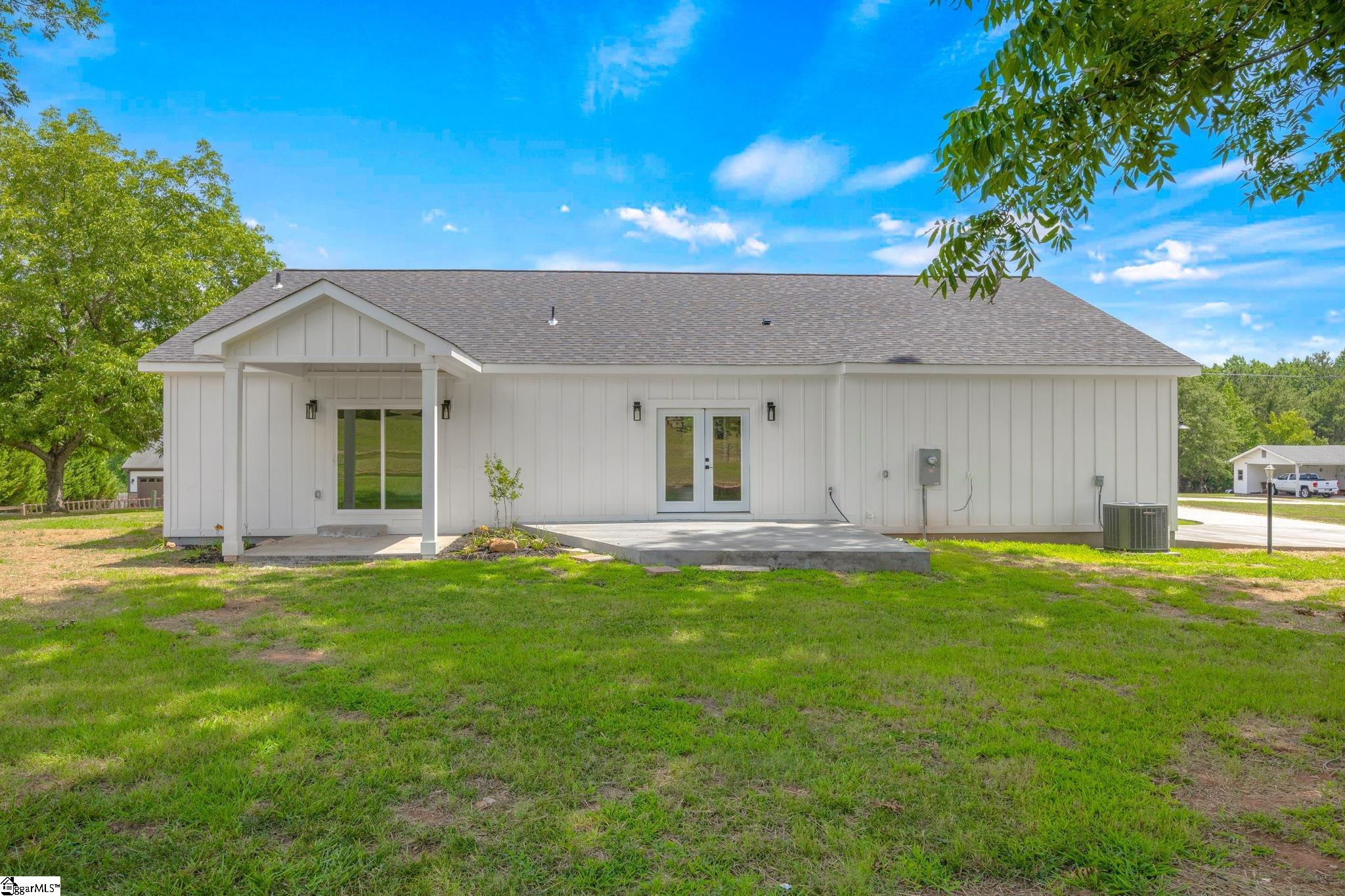 2024 Edwards Lake Road Greer, SC 29651