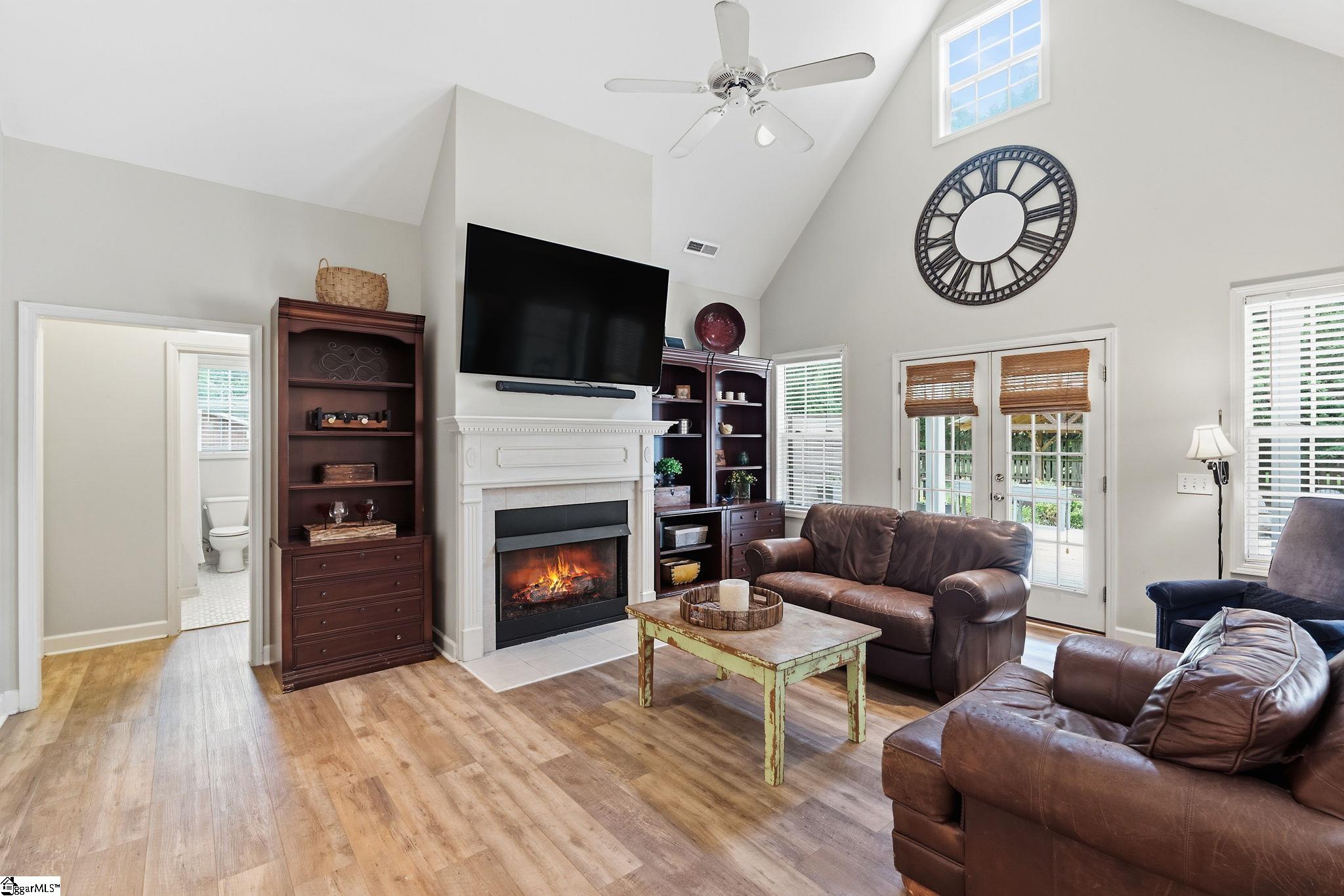 106 Cardinal Court Simpsonville, SC 29681