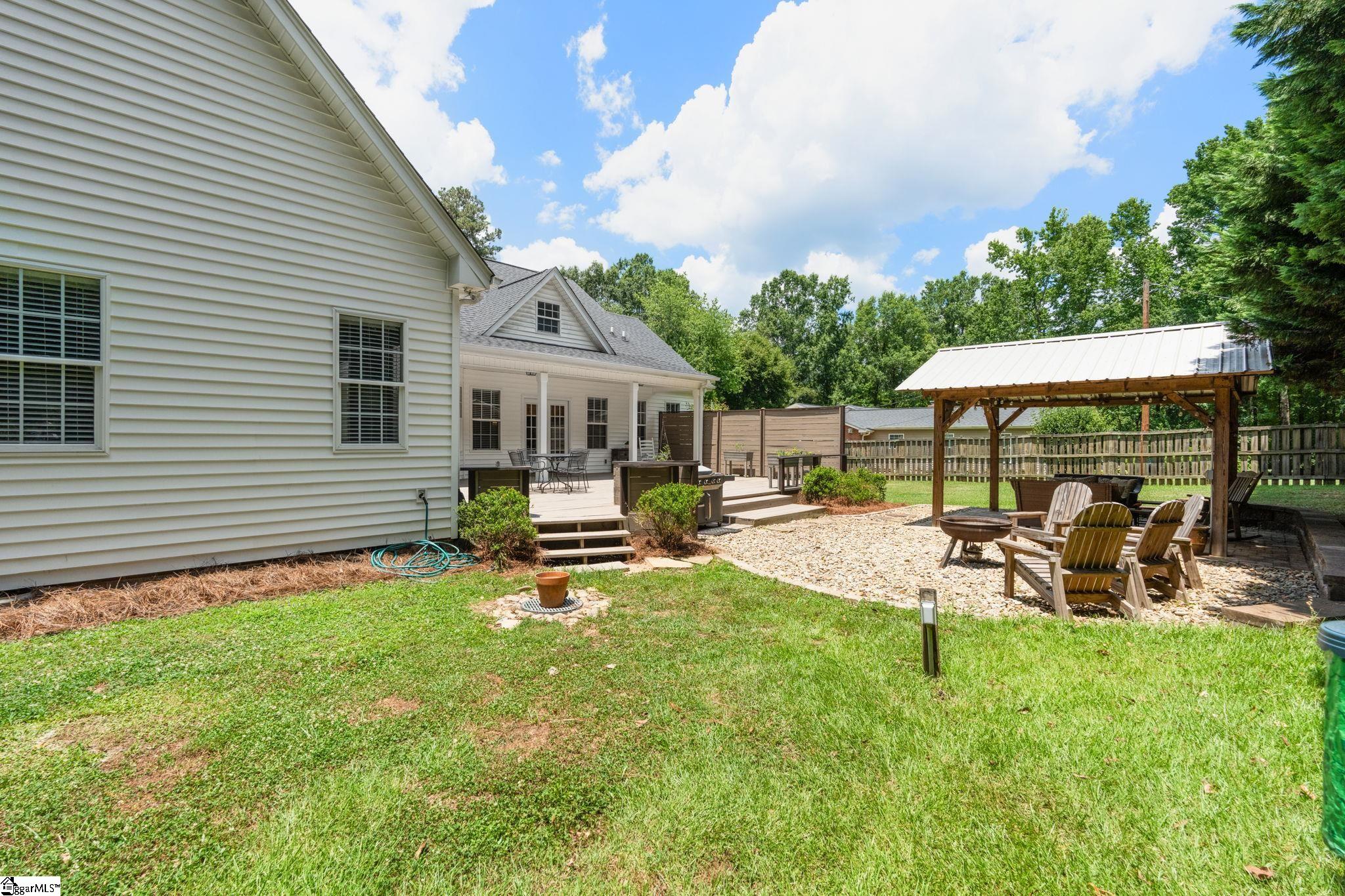 106 Cardinal Court Simpsonville, SC 29681