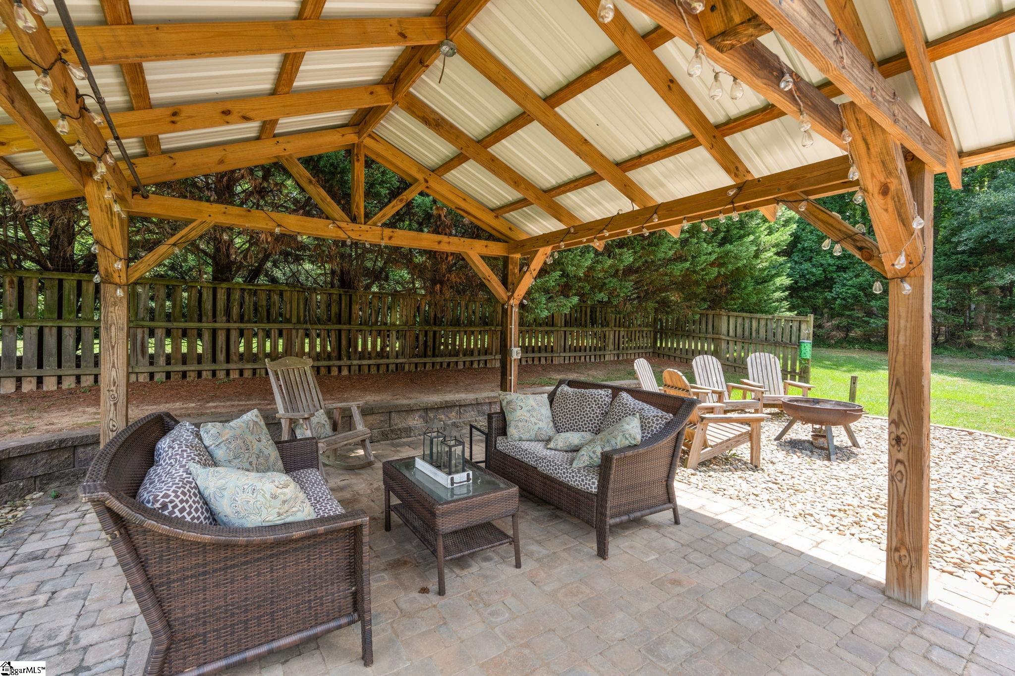 106 Cardinal Court Simpsonville, SC 29681