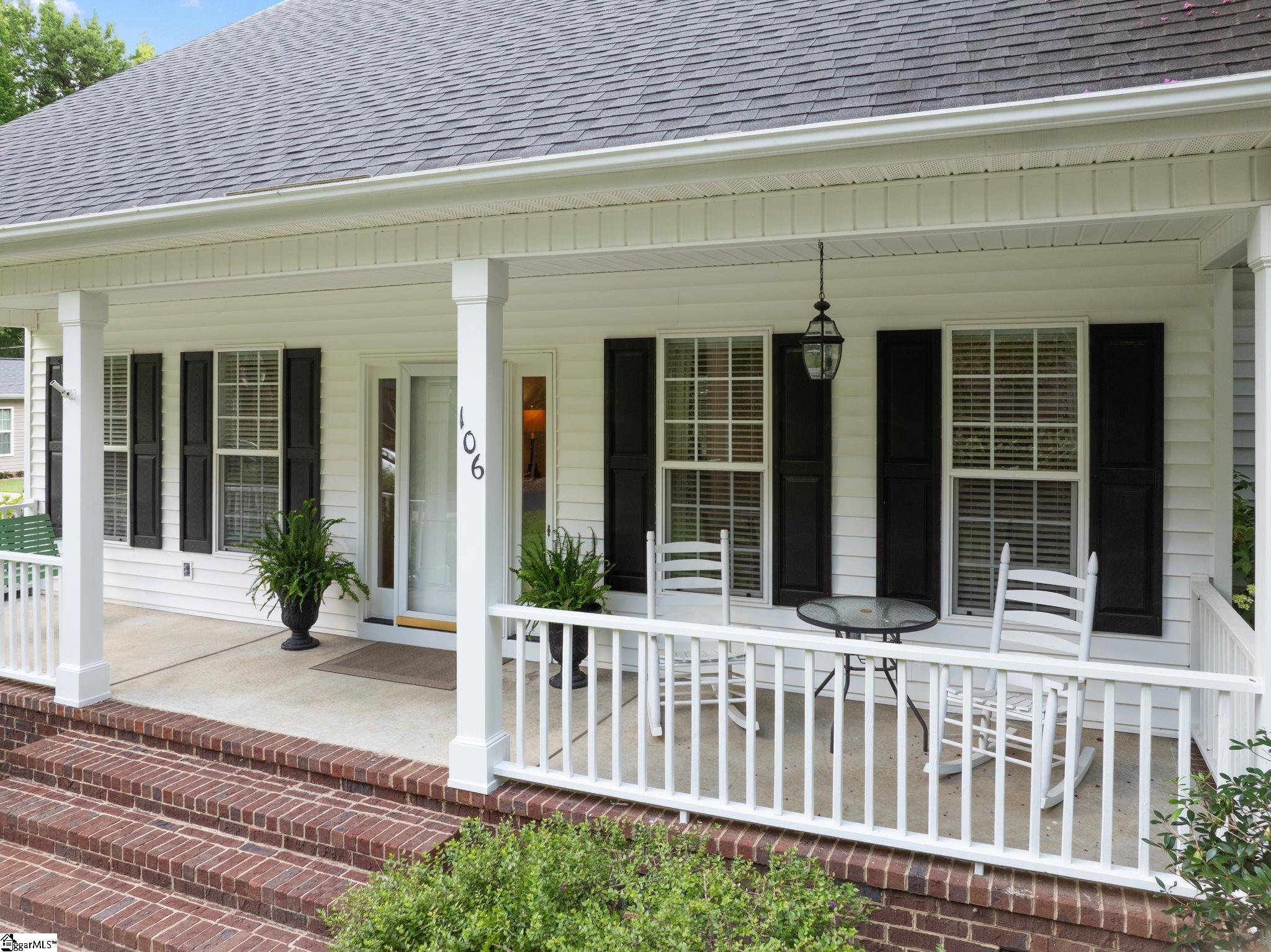 106 Cardinal Court Simpsonville, SC 29681
