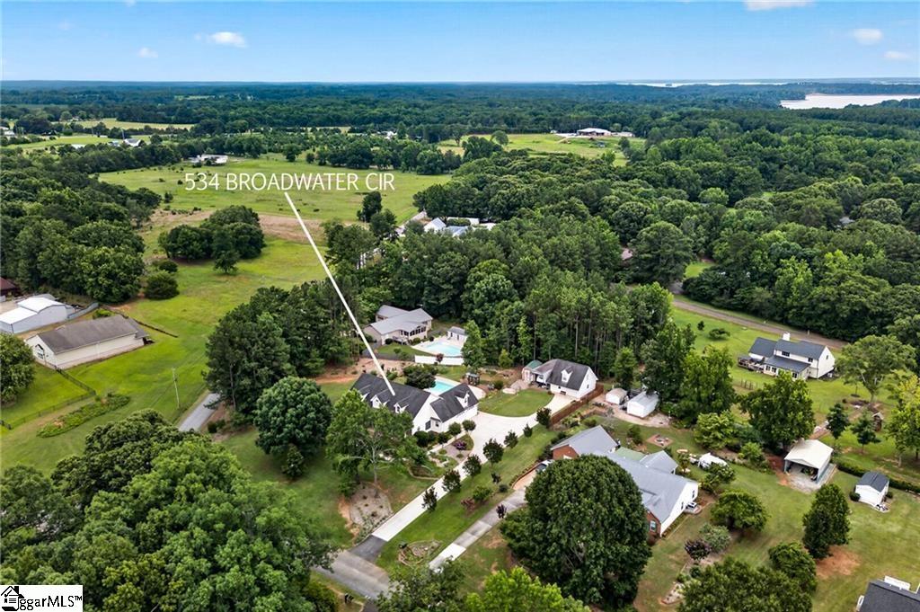 534 Broadwater Circle Anderson, SC 29626