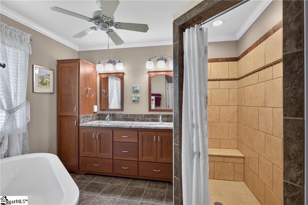 534 Broadwater Circle Anderson, SC 29626