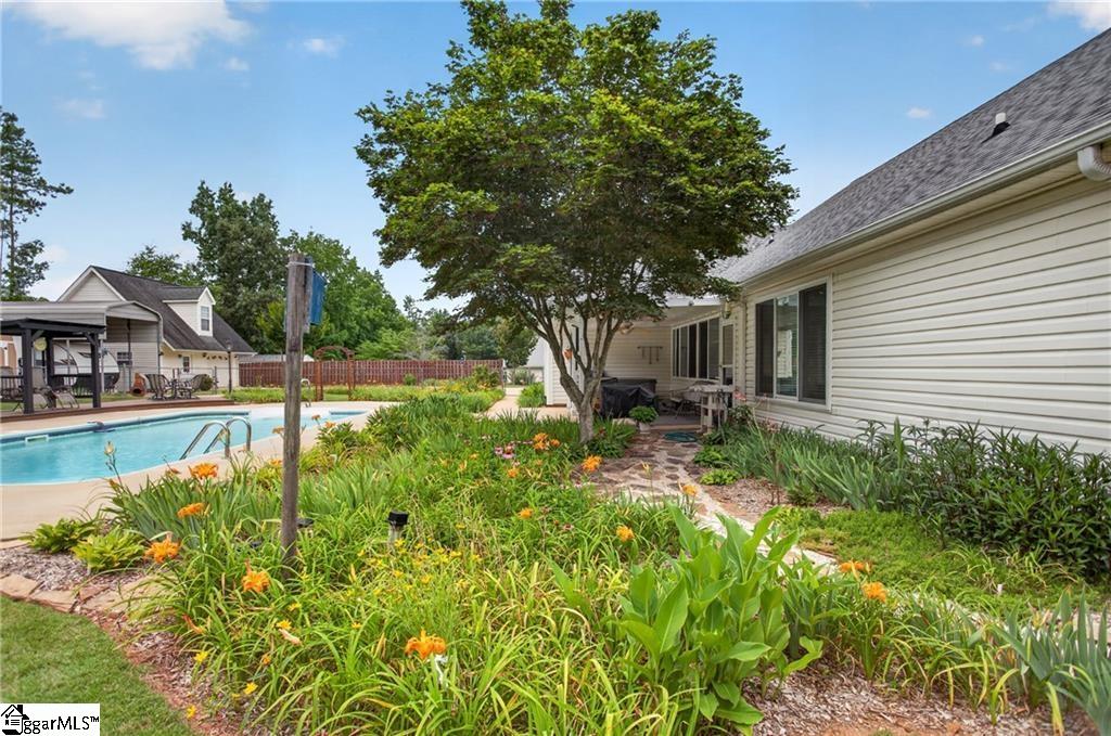 534 Broadwater Circle Anderson, SC 29626