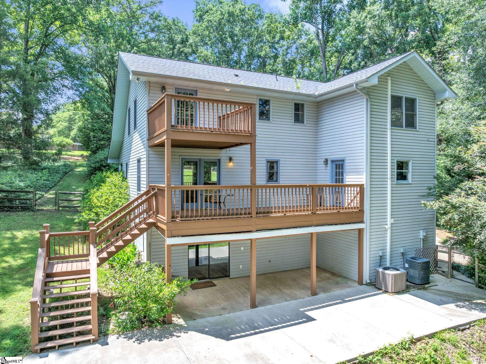 215 Riverside Drive Piedmont, SC 29673