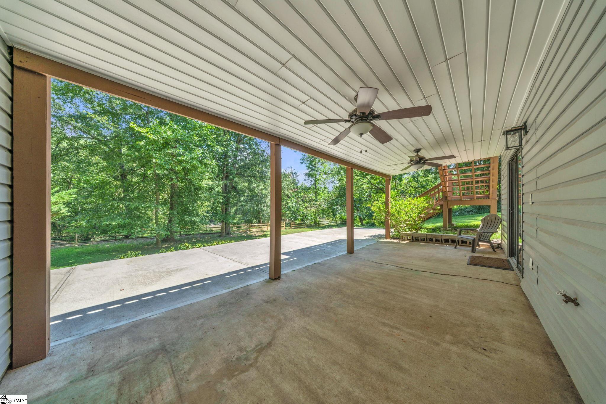 215 Riverside Drive Piedmont, SC 29673