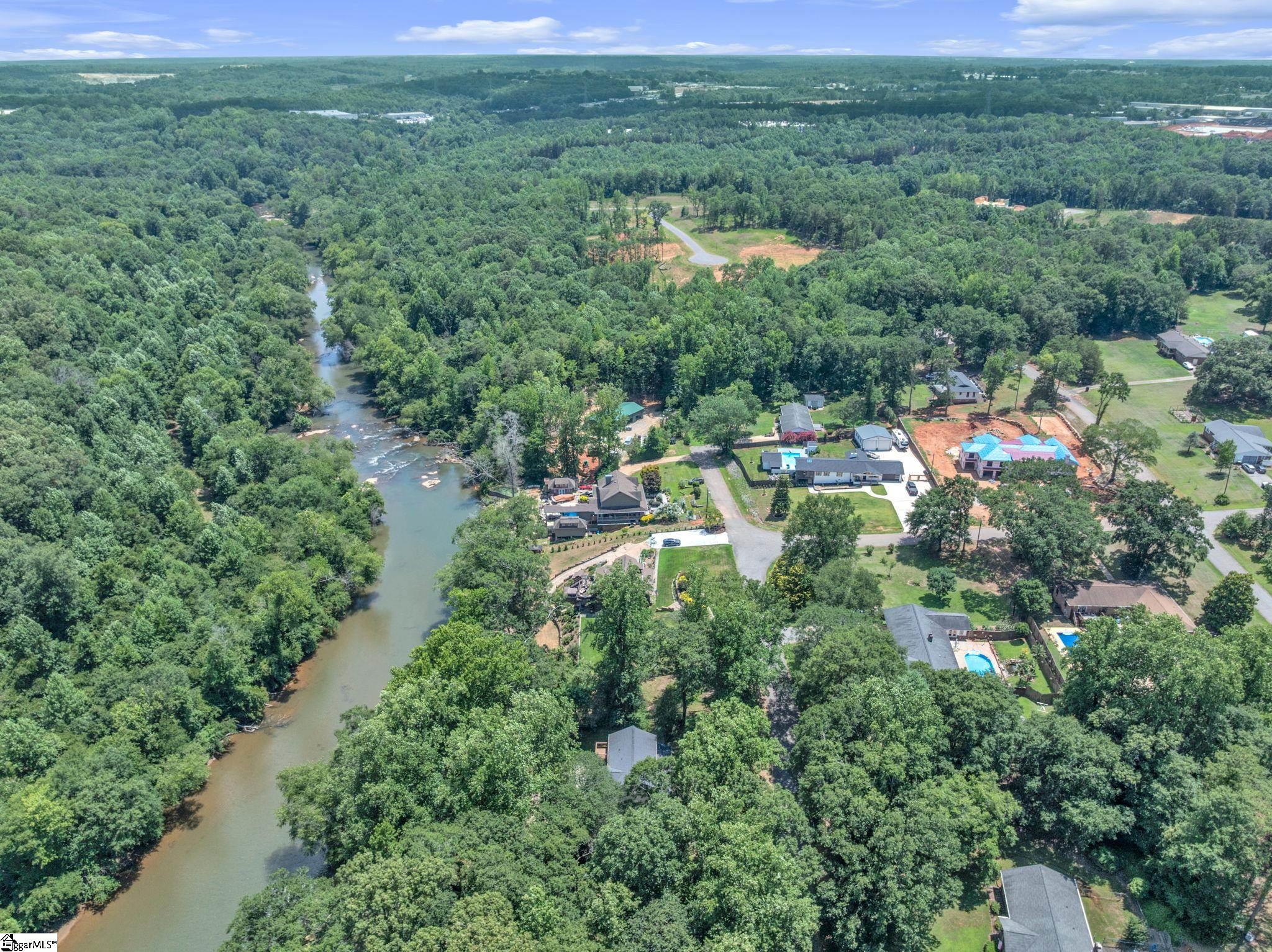 215 Riverside Drive Piedmont, SC 29673