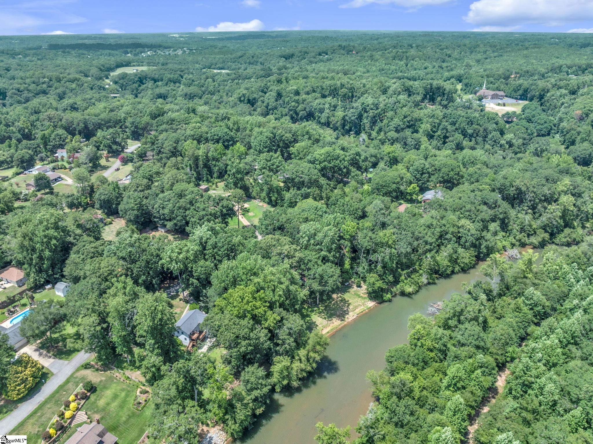 215 Riverside Drive Piedmont, SC 29673