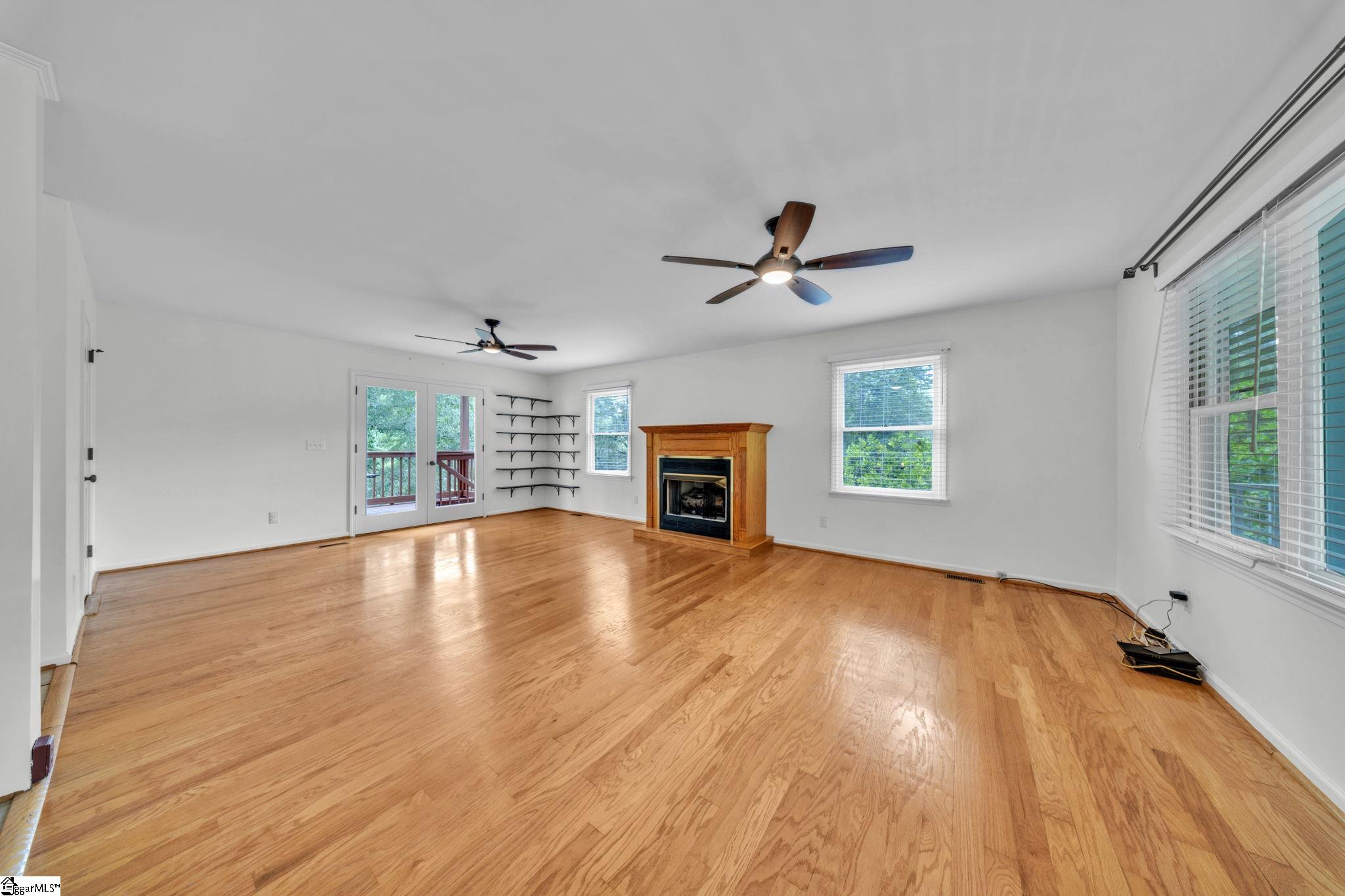 215 Riverside Drive Piedmont, SC 29673