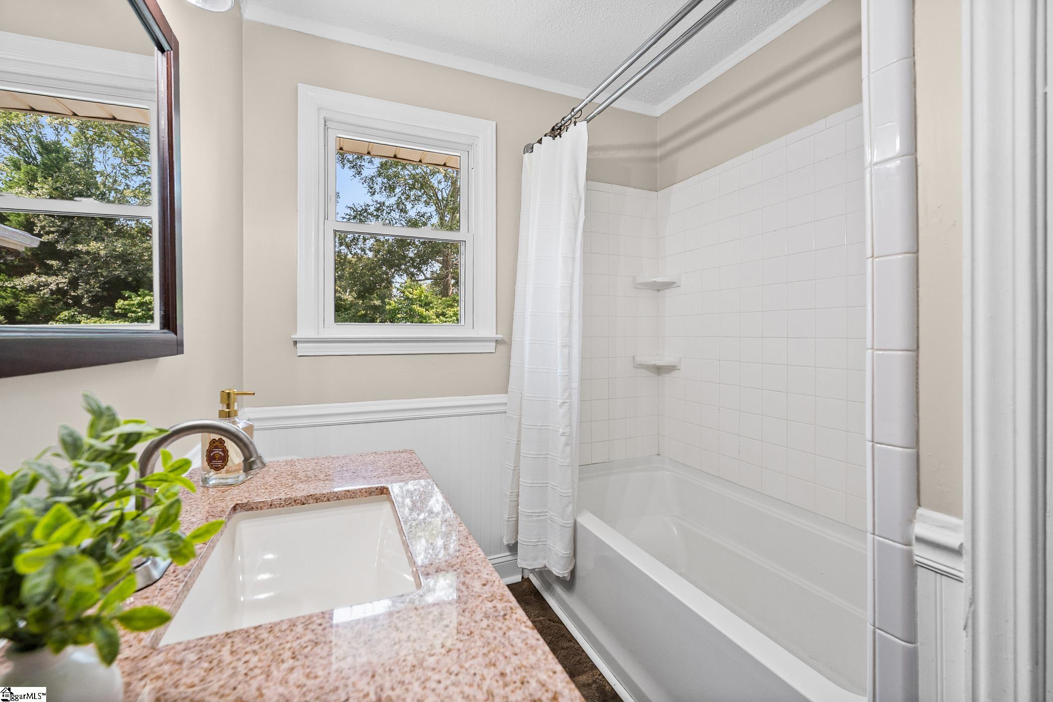 202 Central Avenue Mauldin, SC 29662