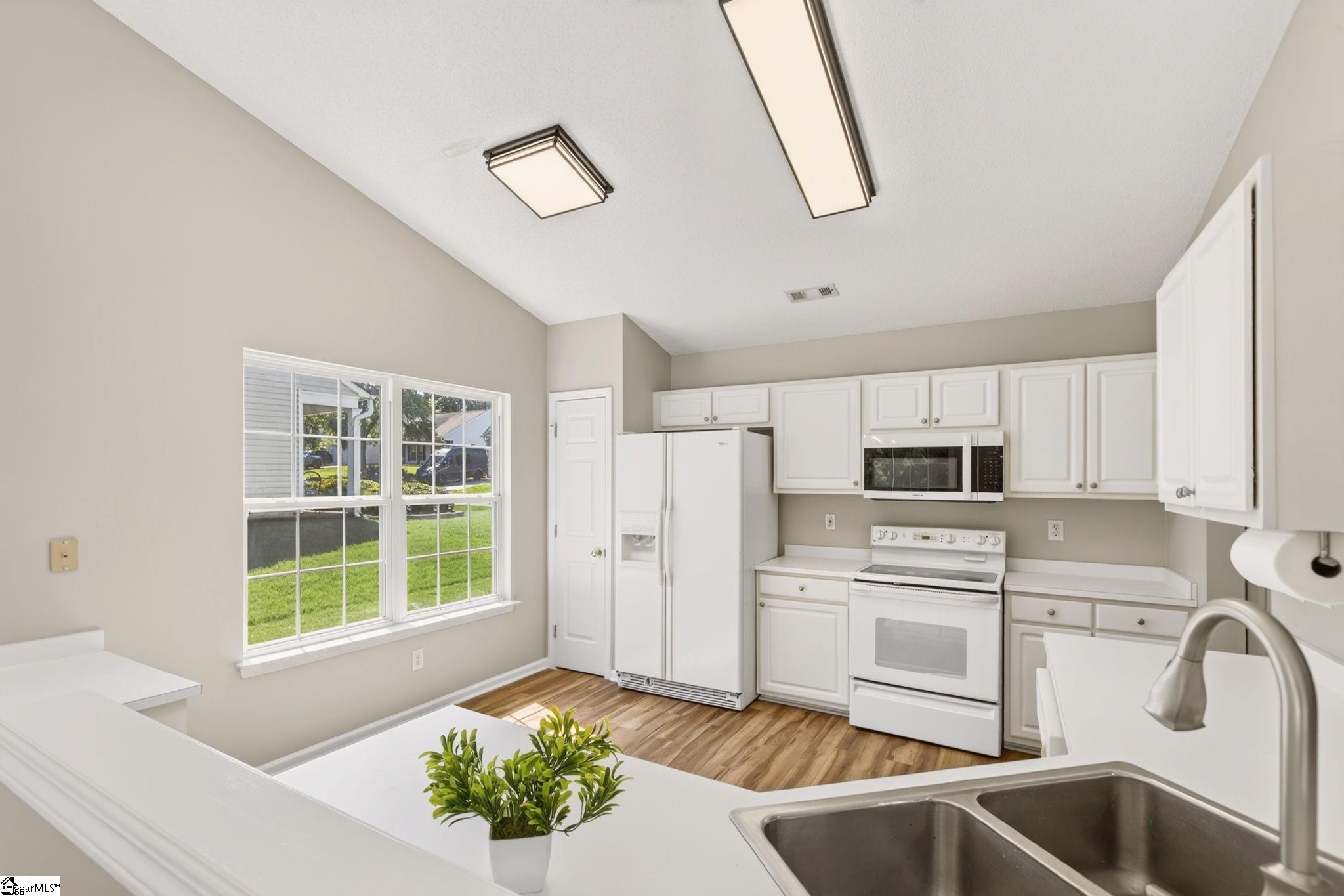 110 W Okaloosa Way Simpsonville, SC 29680