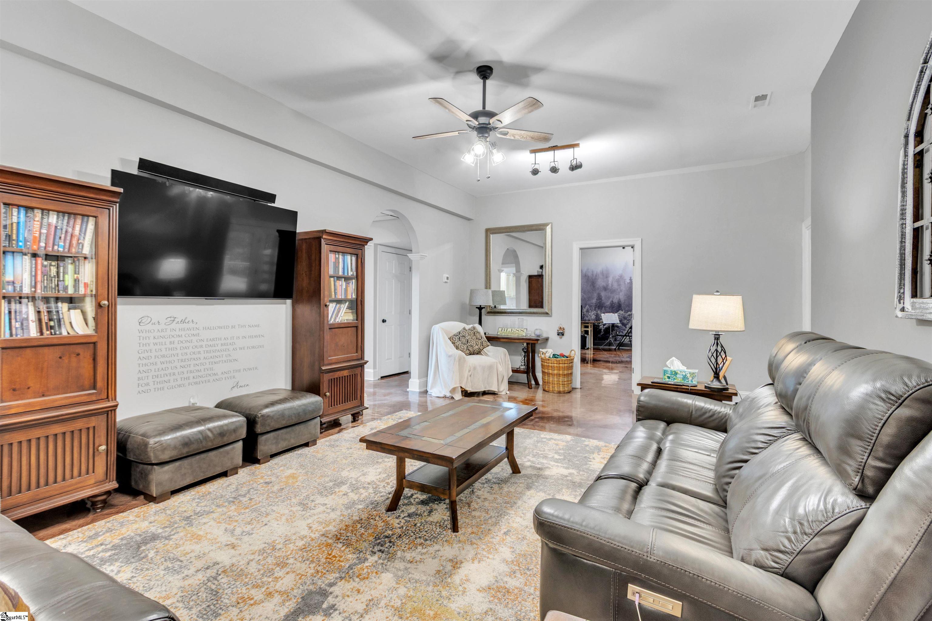 11 Vendue Court Simpsonville, SC 29681
