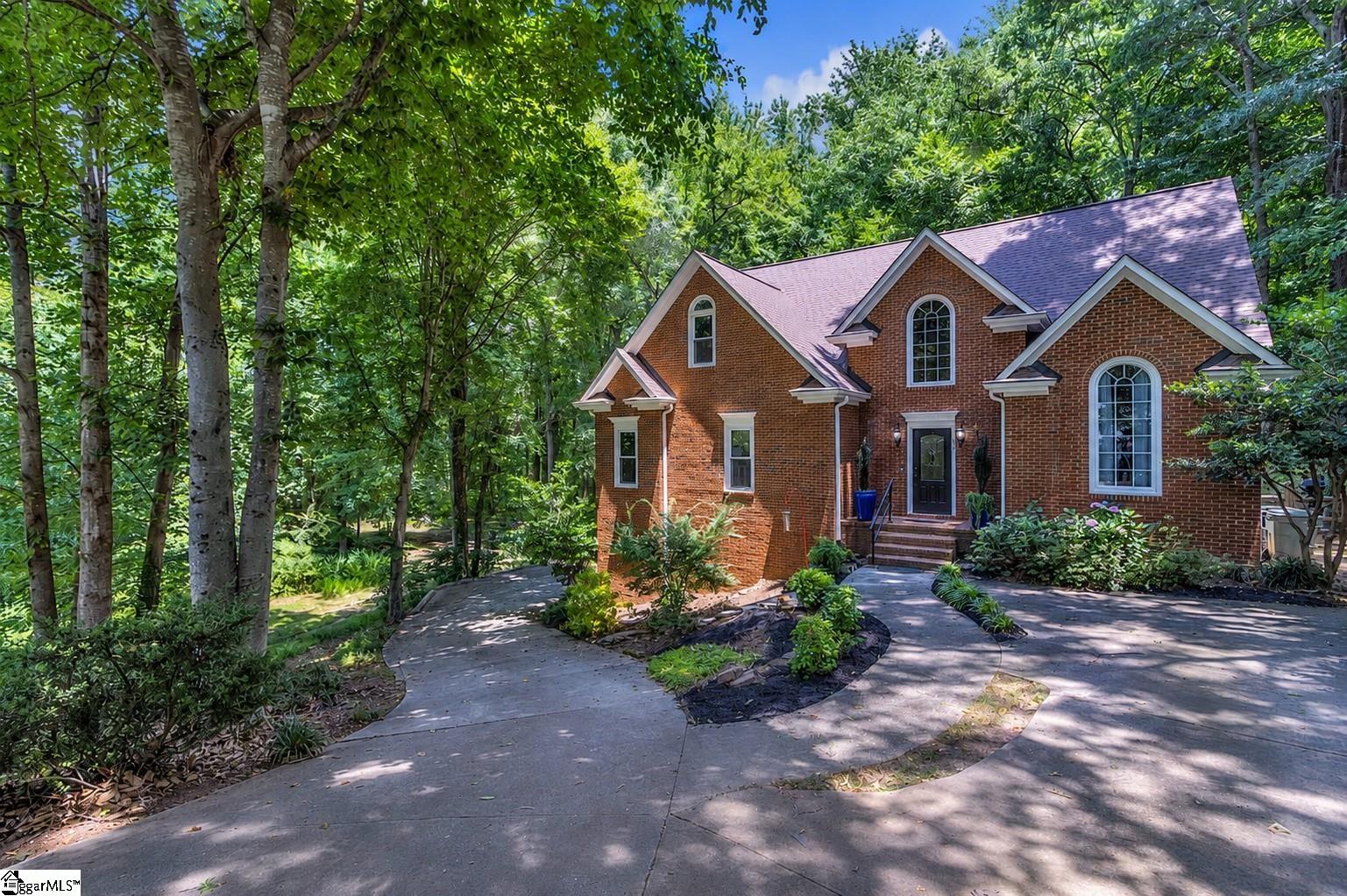 11 Vendue Court Simpsonville, SC 29681