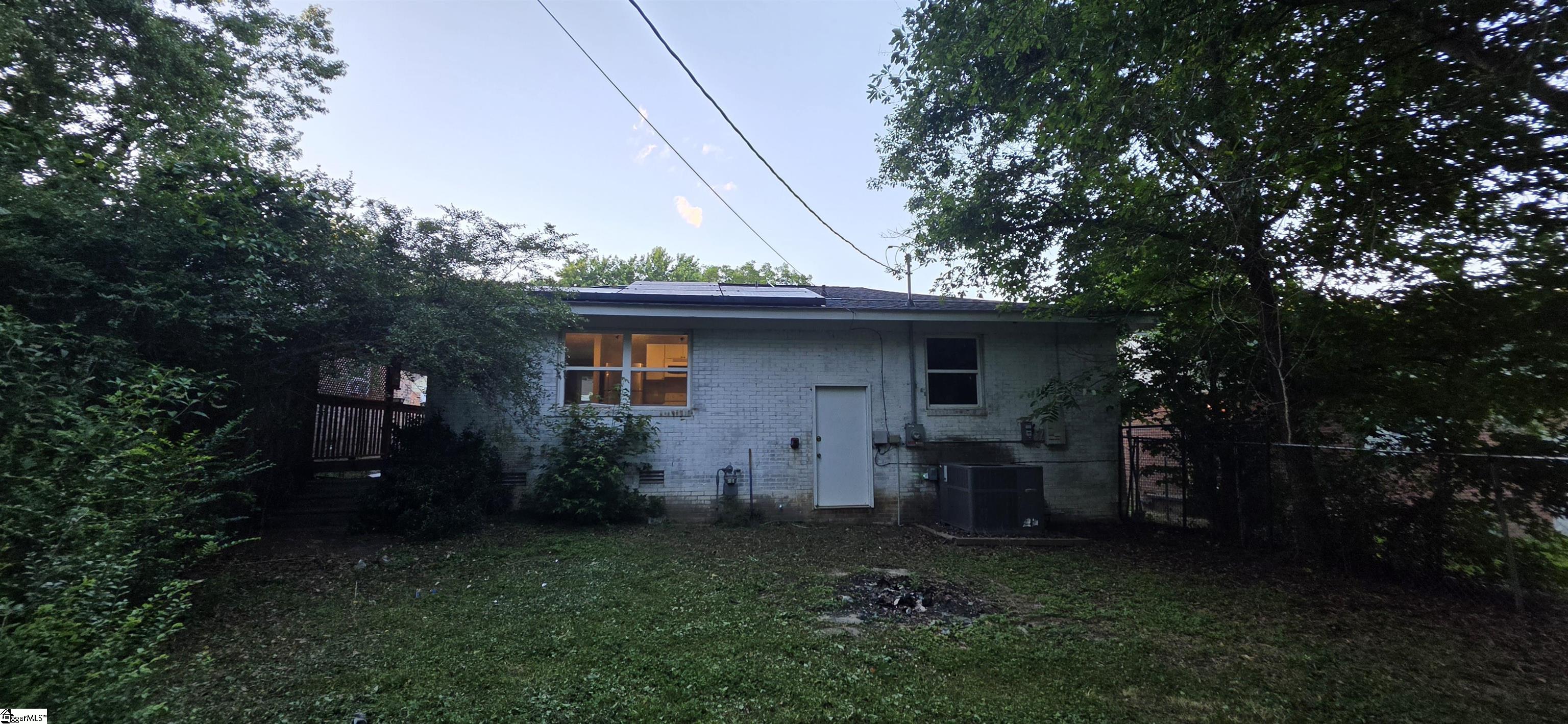 42 Shady Lane Spartanburg, SC 29302