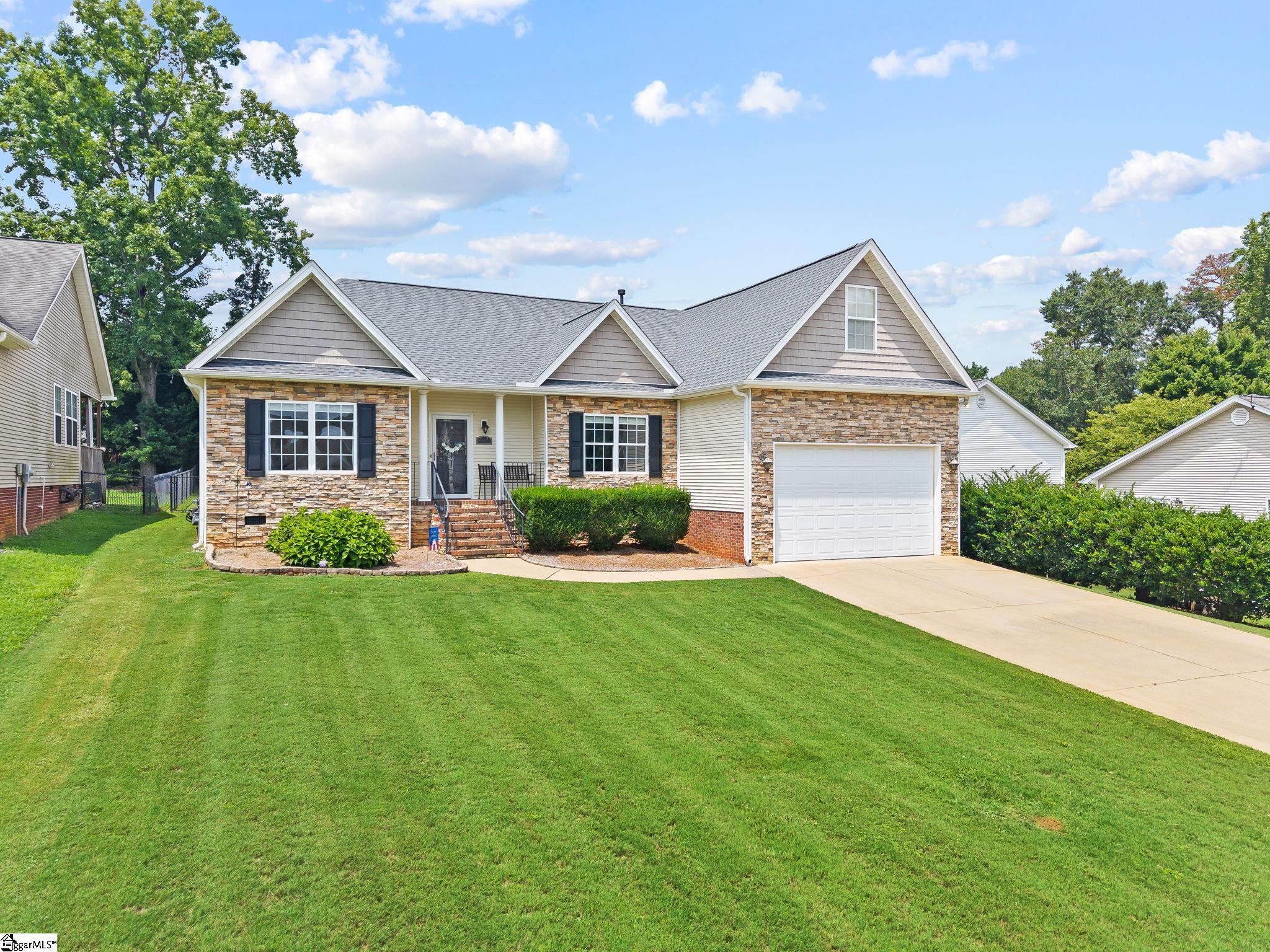 414 Landstone Terrace