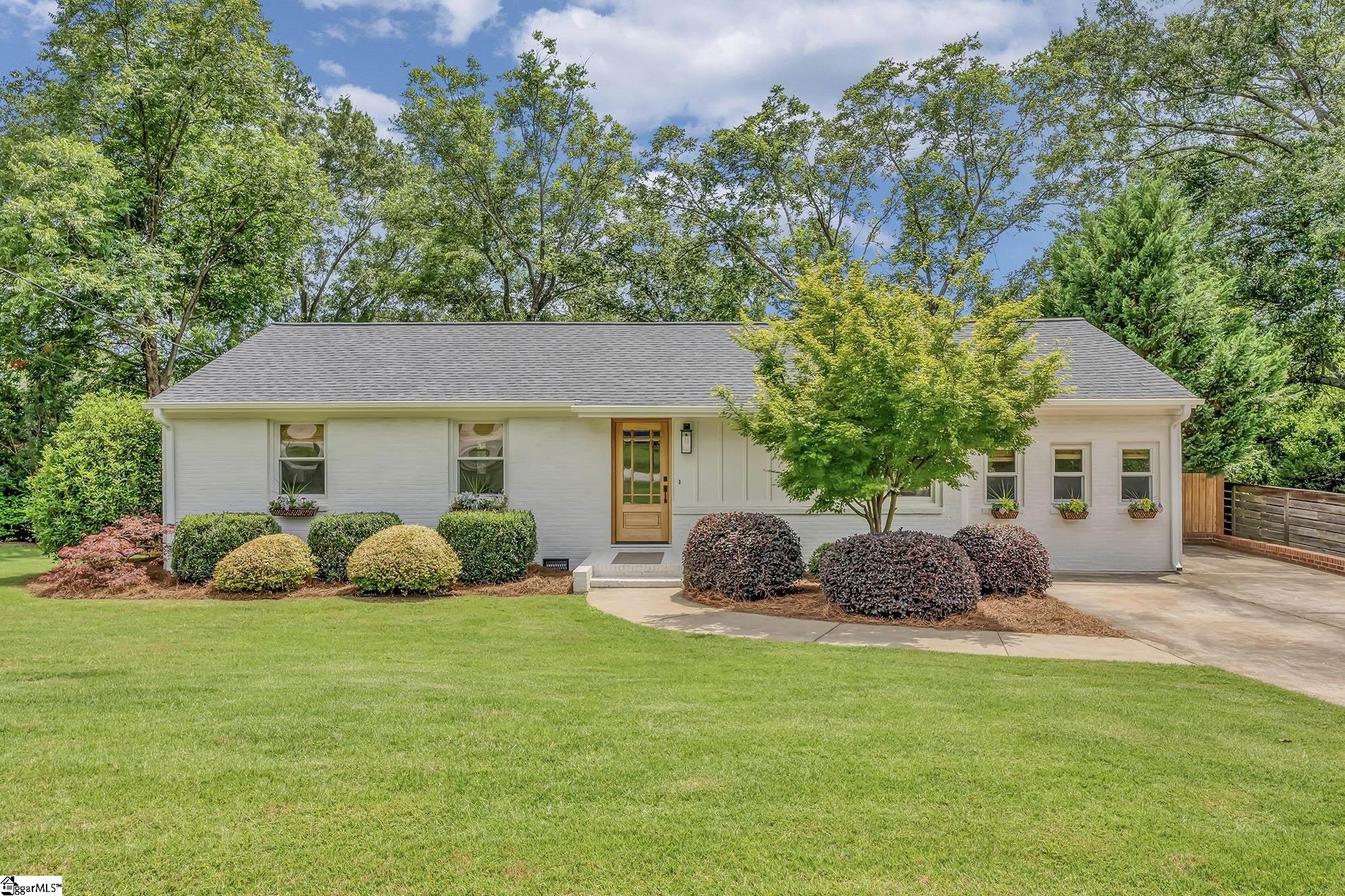419 Willow Springs Drive Greenville, SC 29607