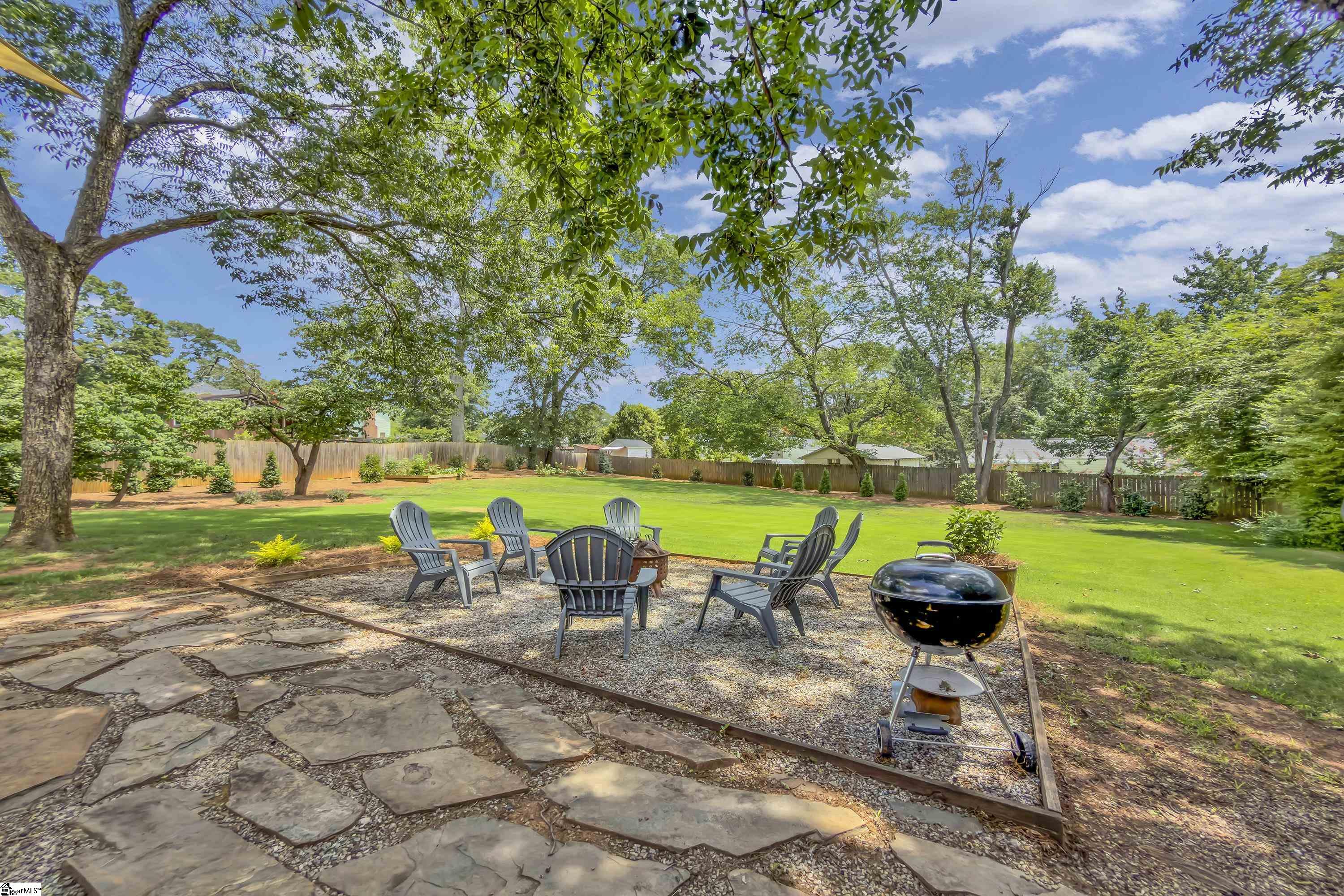 419 Willow Springs Drive Greenville, SC 29607