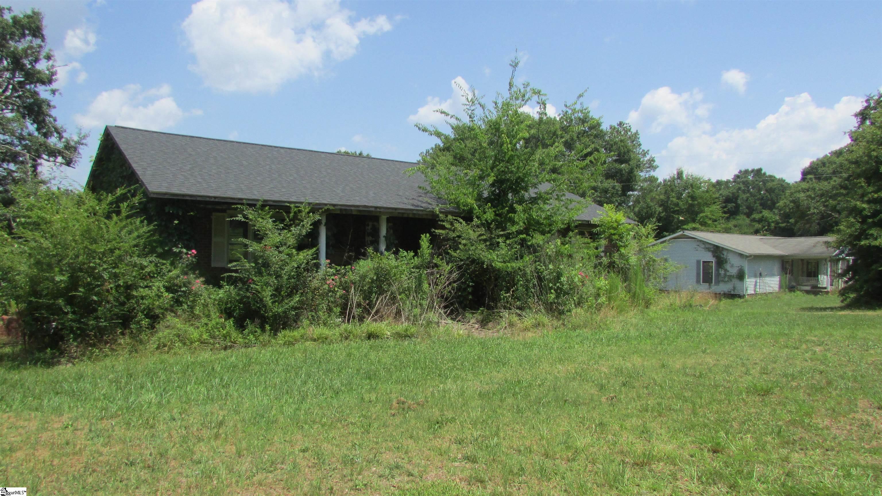 7831 Neely Ferry Road Laurens, SC 29360