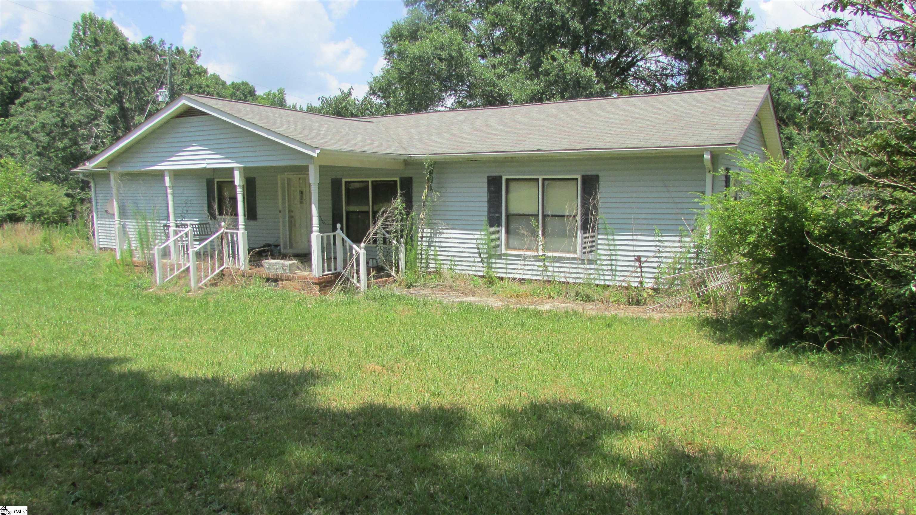 7831 Neely Ferry Road Laurens, SC 29360