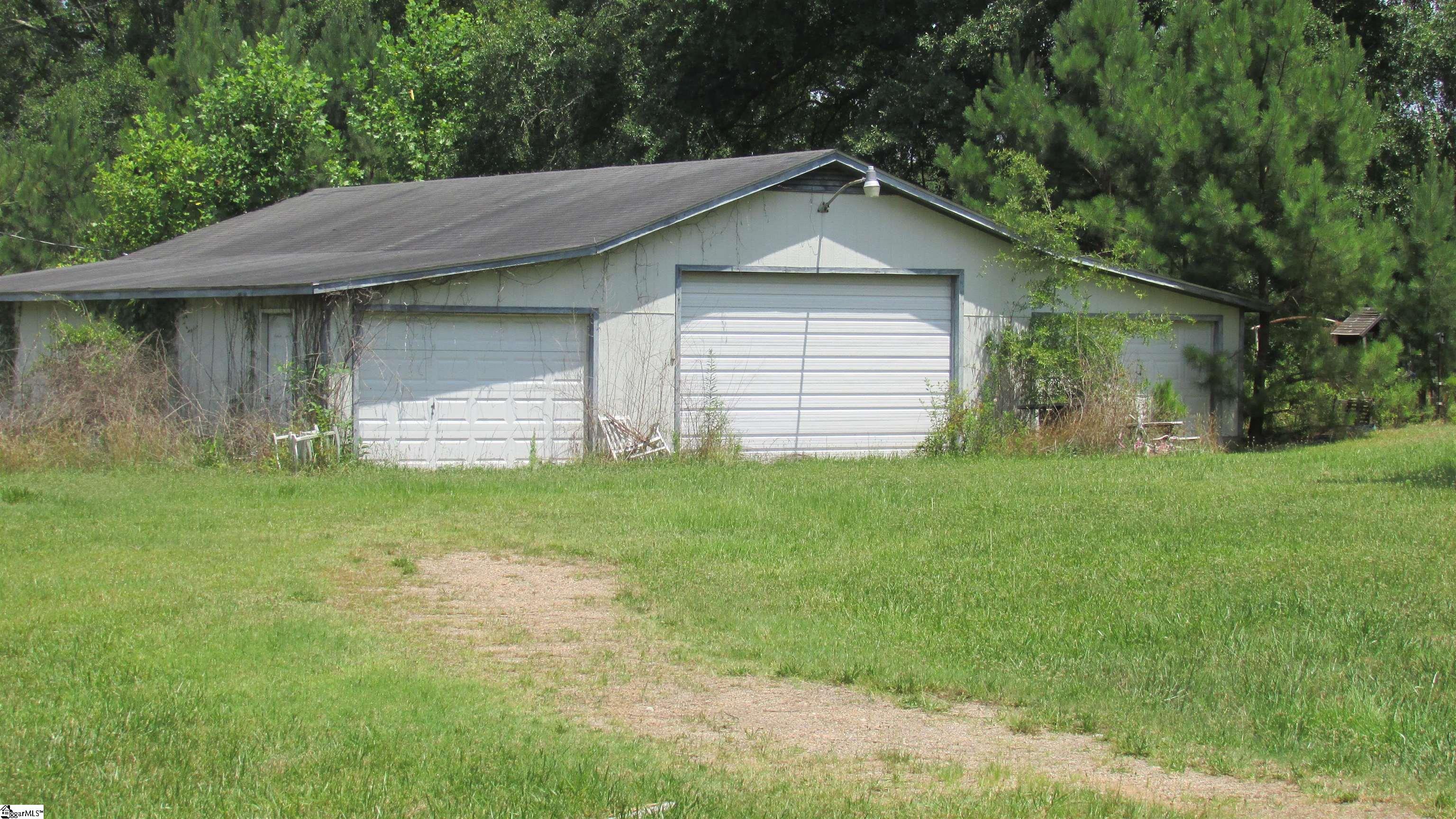 7831 Neely Ferry Road Laurens, SC 29360