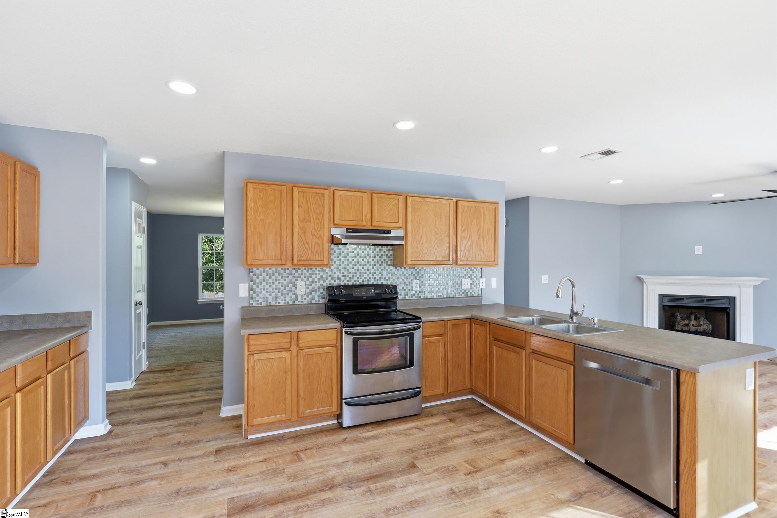 2 Gentian Court Taylors, SC 29687