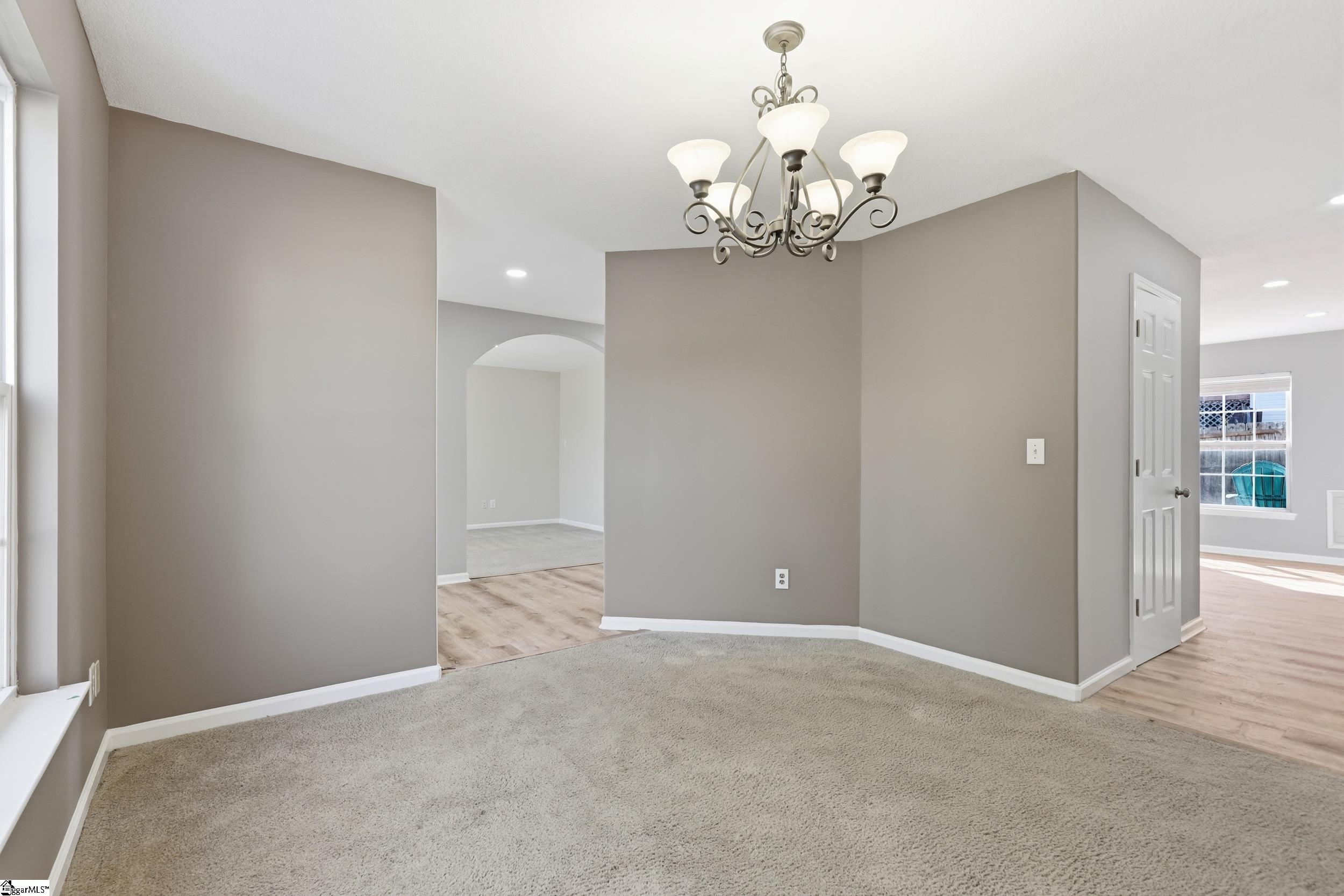 2 Gentian Court Taylors, SC 29687