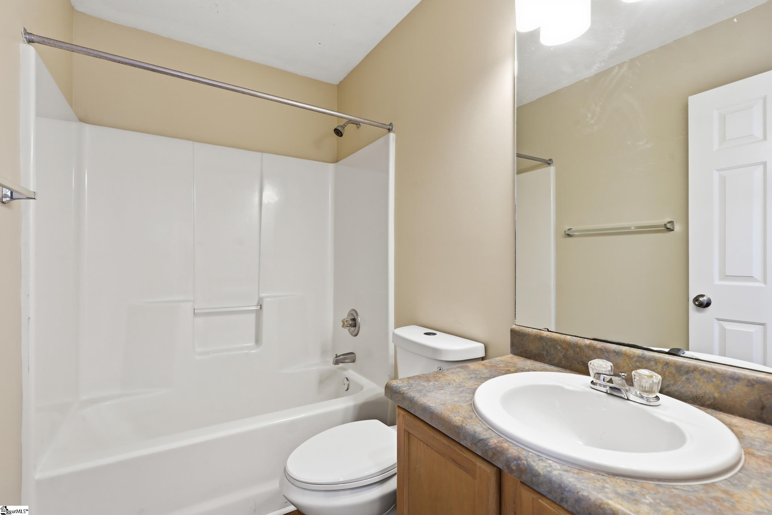 2 Gentian Court Taylors, SC 29687