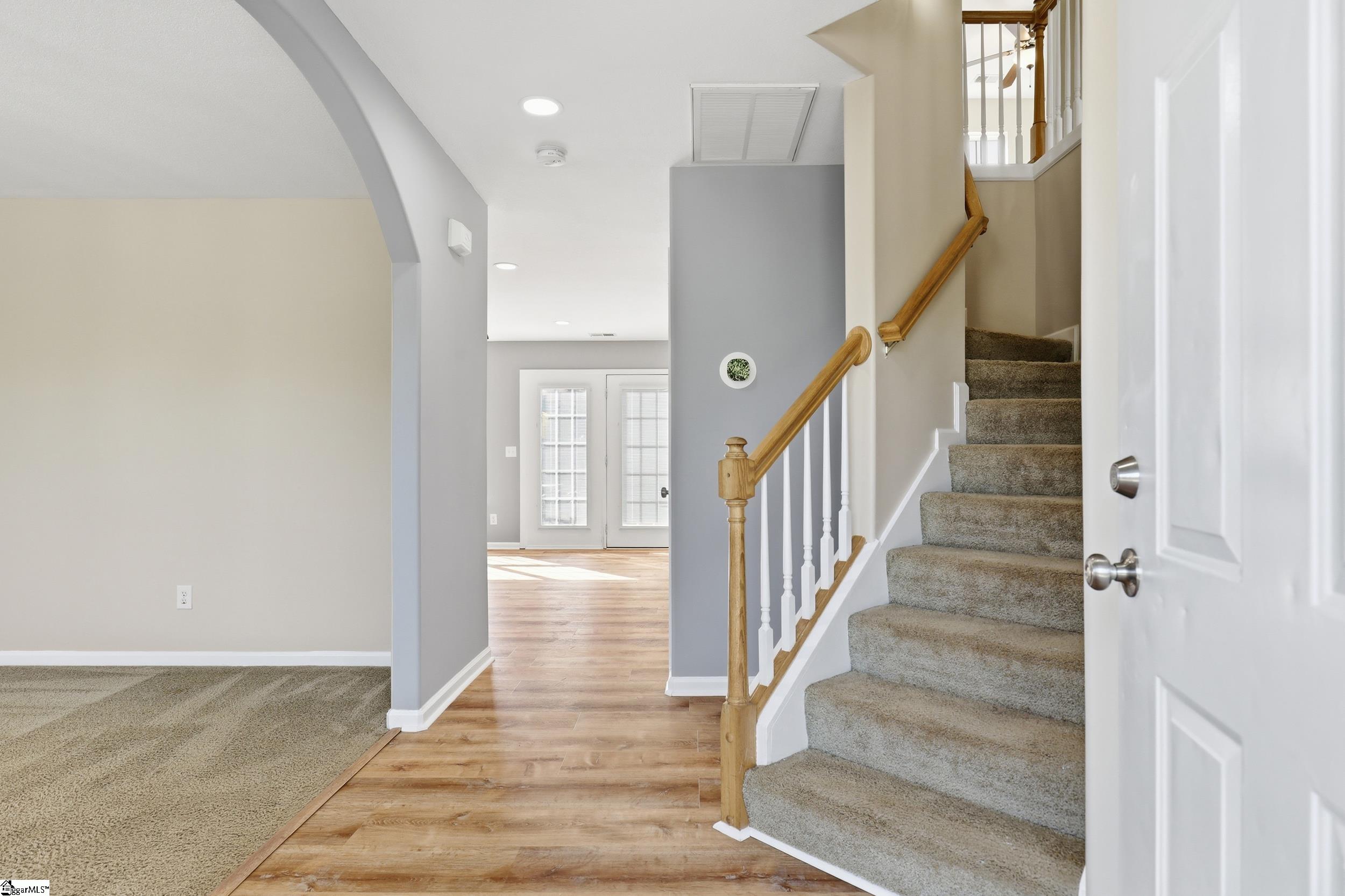 2 Gentian Court Taylors, SC 29687
