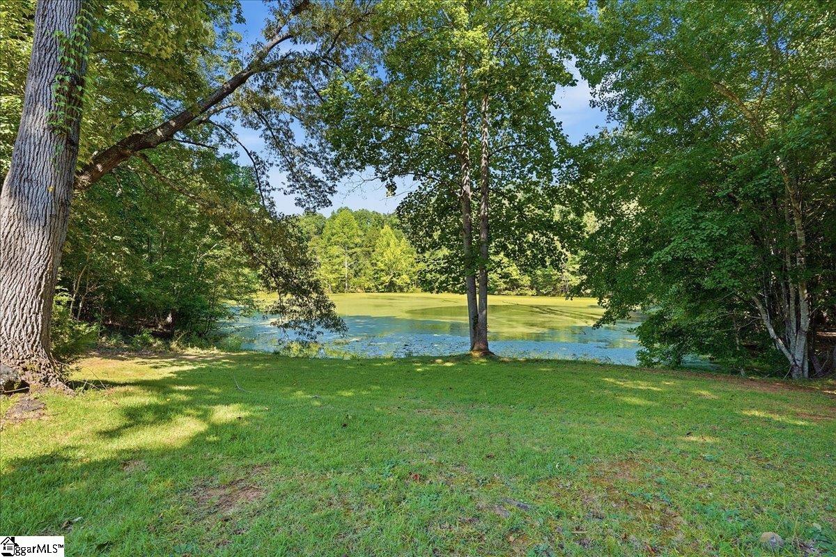 3006 Harris Bridge Road Woodruff, SC 29388
