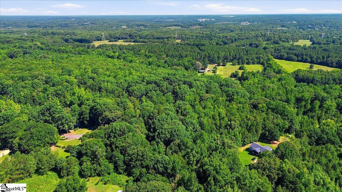 3006 Harris Bridge Road Woodruff, SC 29388
