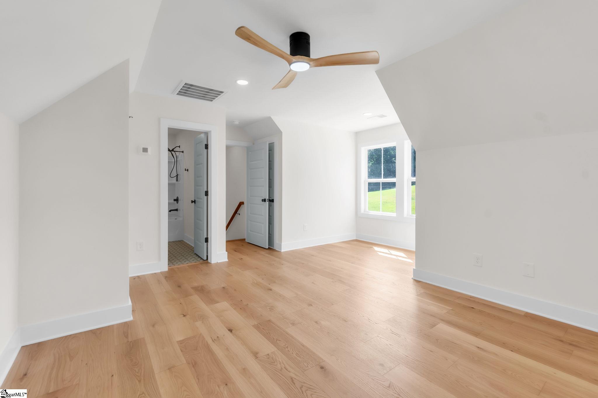 574 Paramount Drive Seneca, SC 29678
