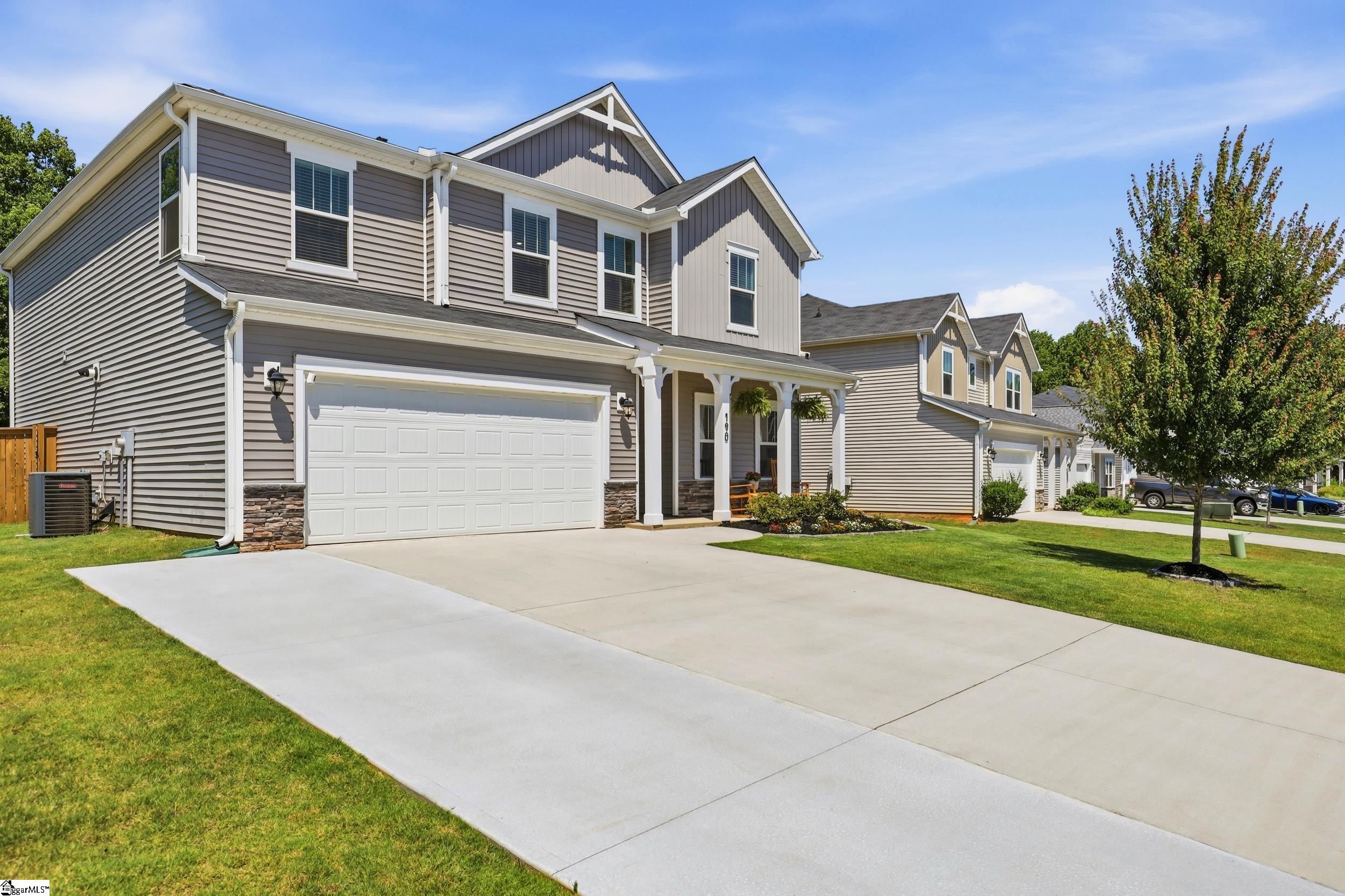 190 Walking Stick Way Pelzer, SC 29669