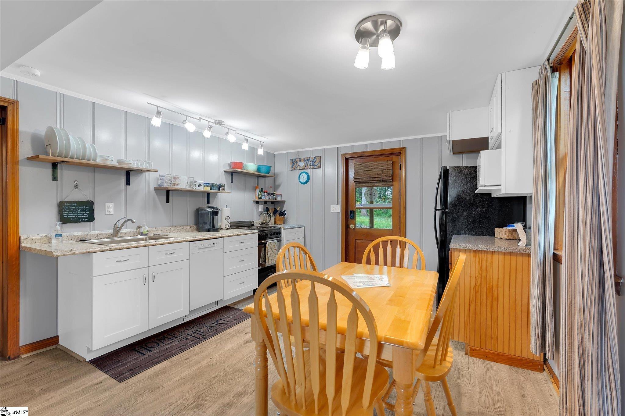 14 Watkins Bridge Road Greenville, SC 29617