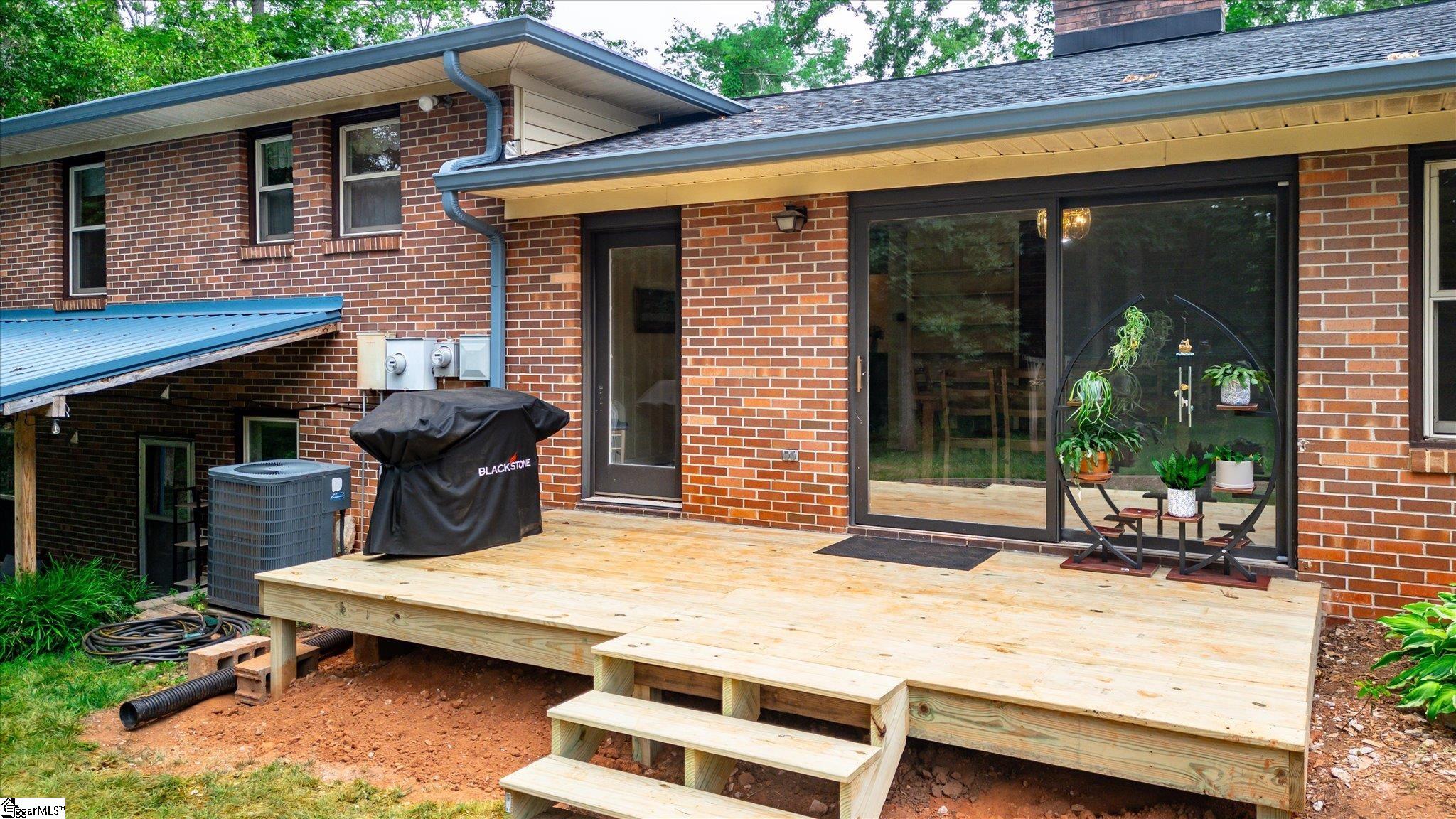 14 Watkins Bridge Road Greenville, SC 29617