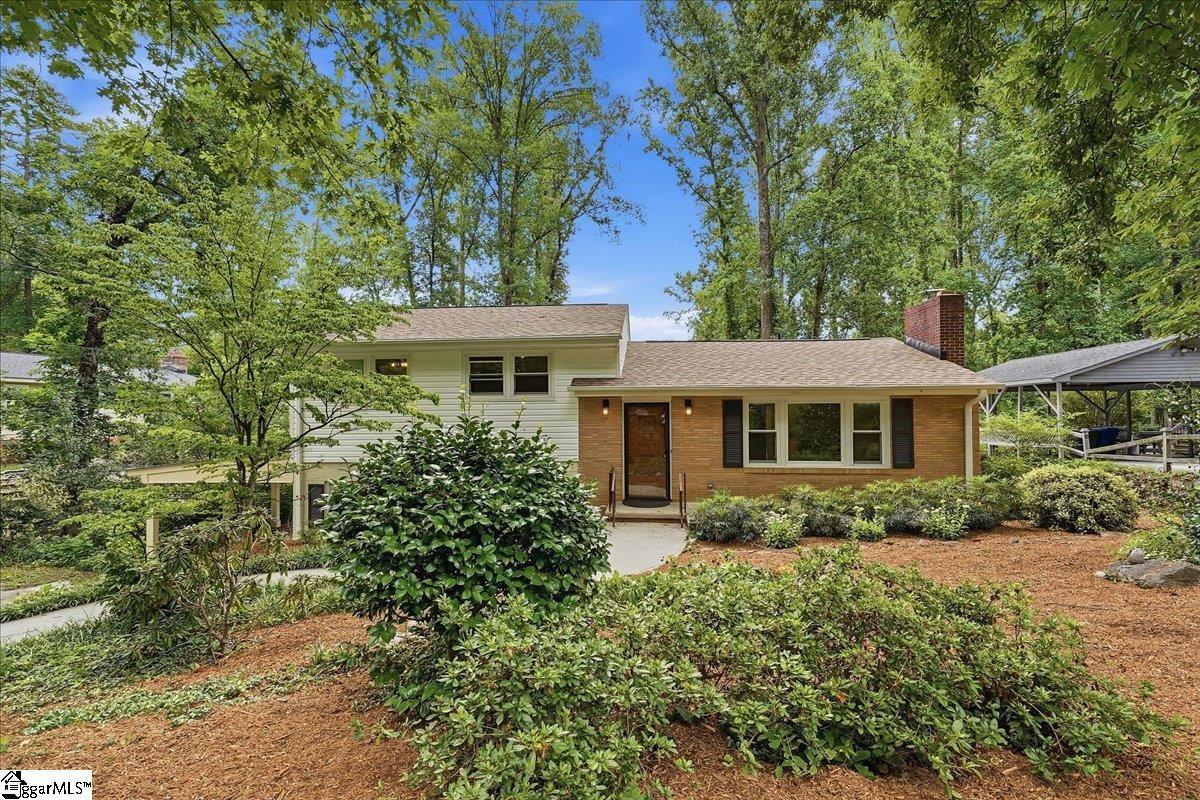 9 Yorkshire Drive Greenville, SC 29615