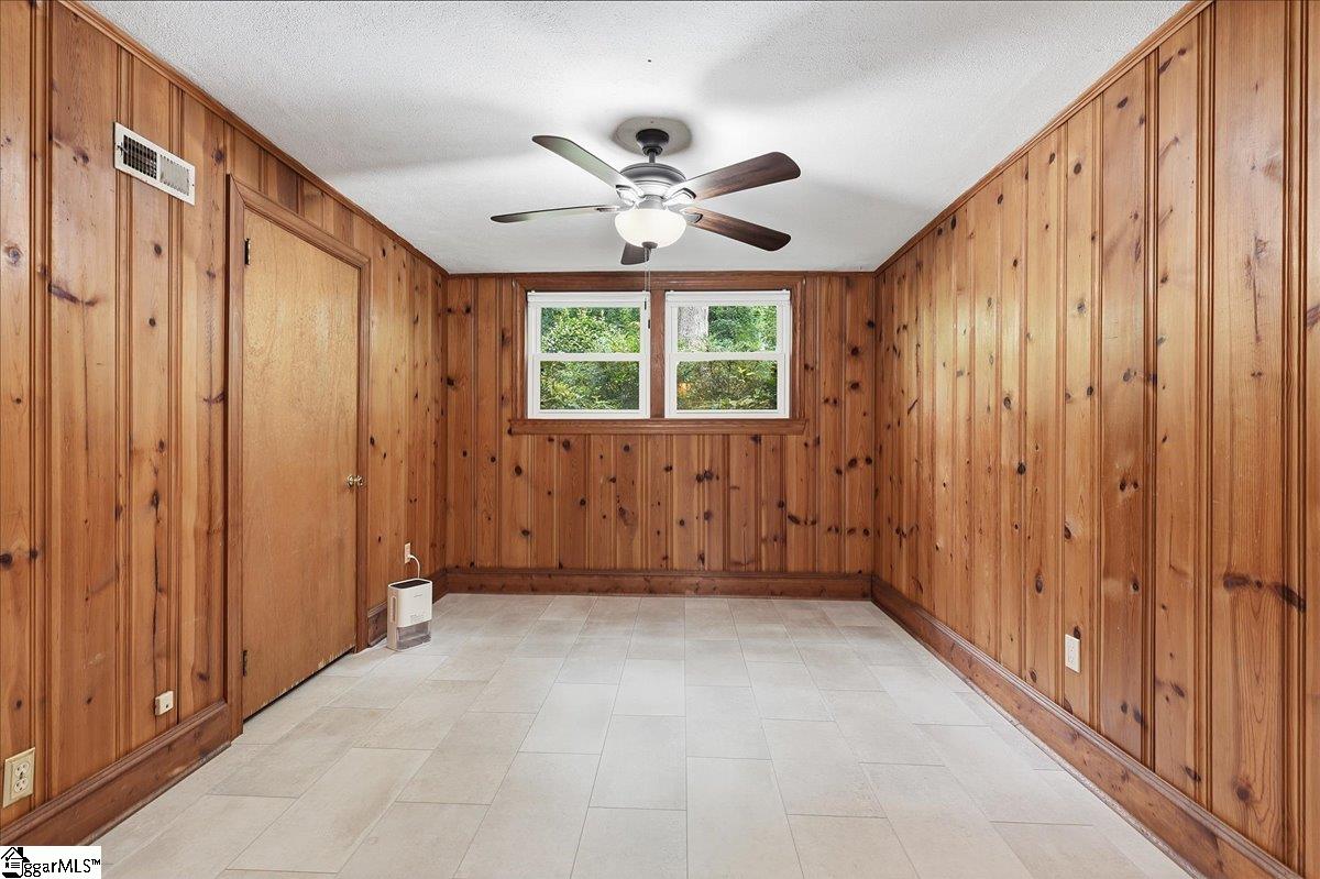 9 Yorkshire Drive Greenville, SC 29615