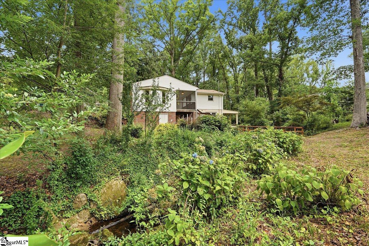 9 Yorkshire Drive Greenville, SC 29615