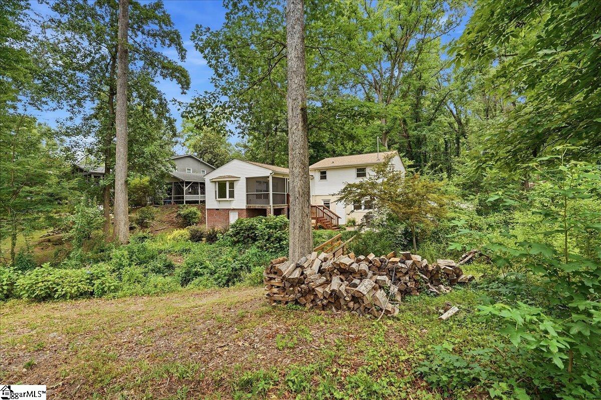 9 Yorkshire Drive Greenville, SC 29615
