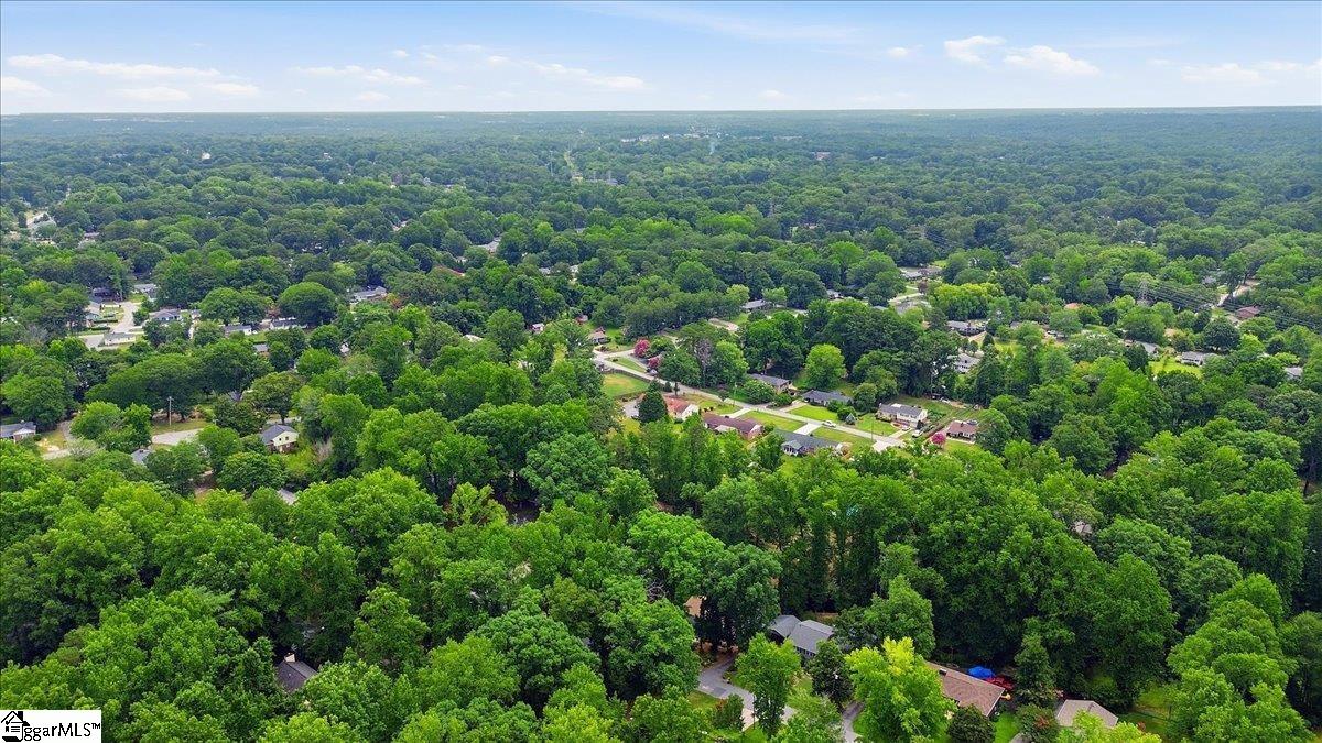 9 Yorkshire Drive Greenville, SC 29615