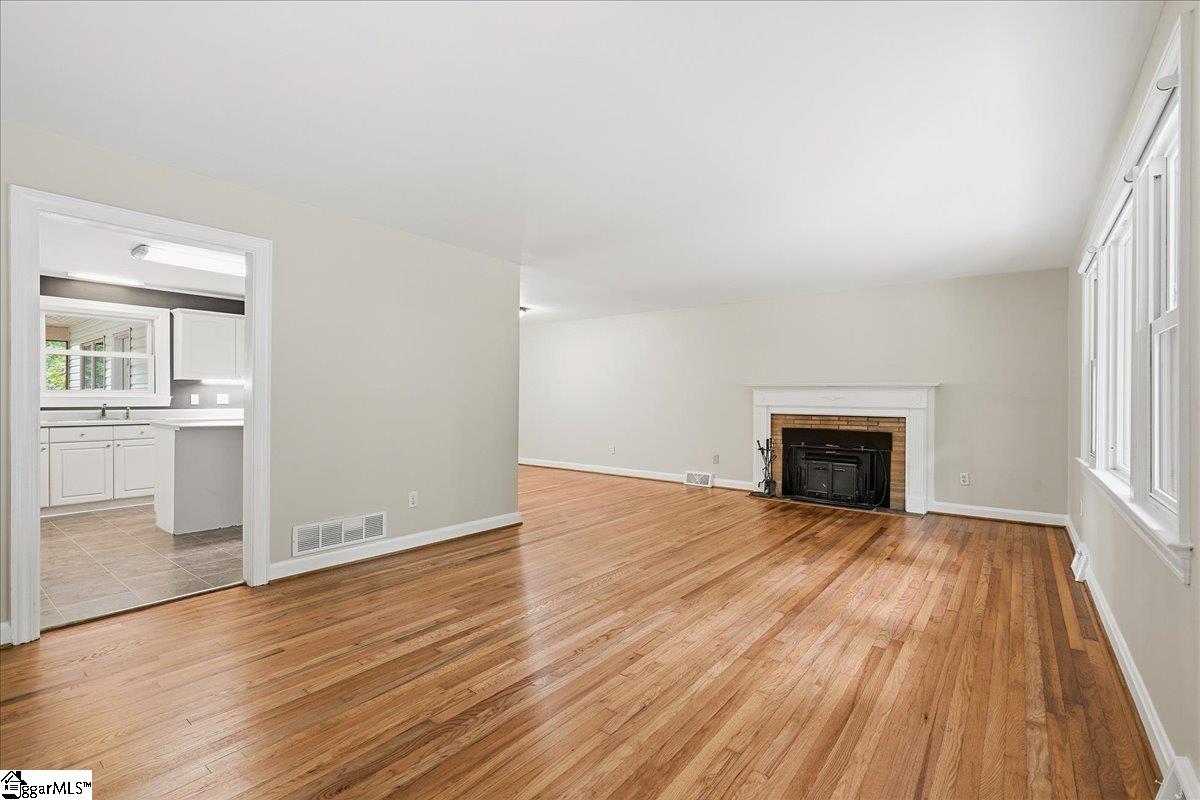 9 Yorkshire Drive Greenville, SC 29615