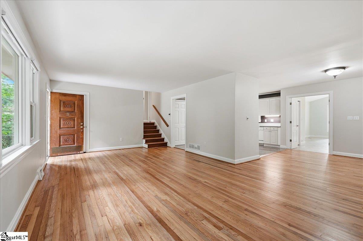 9 Yorkshire Drive Greenville, SC 29615