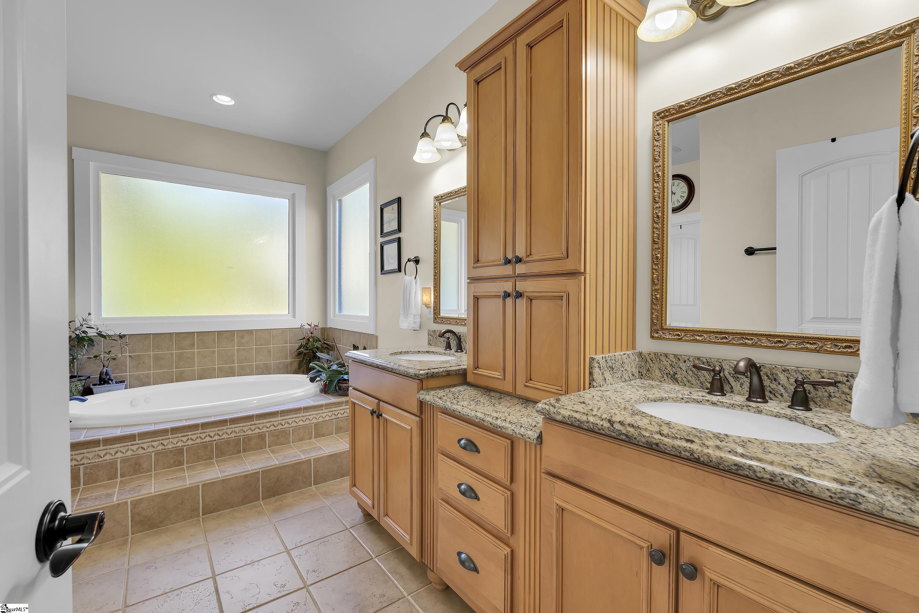 45 Verona Circle Simpsonville, SC 29681