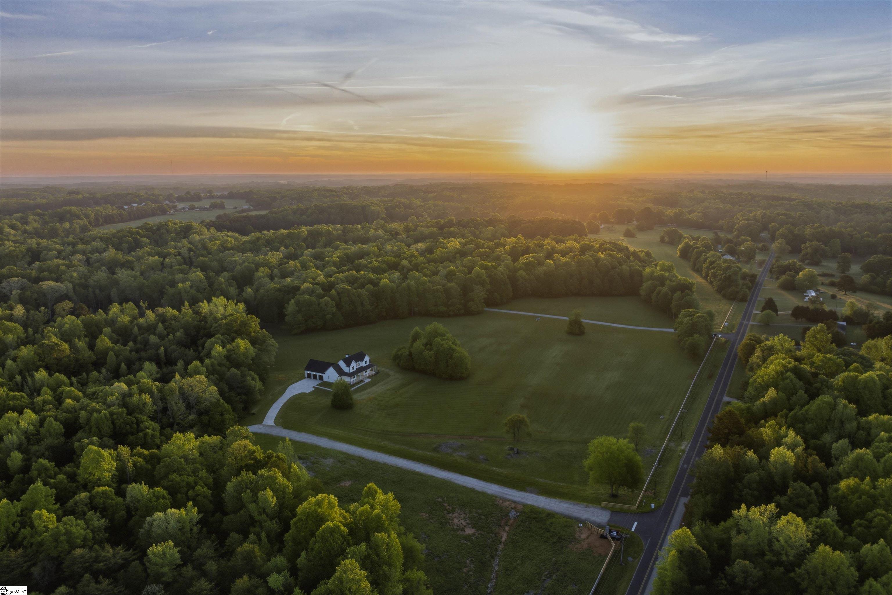 245 W Chapman Road Belton, SC 29627