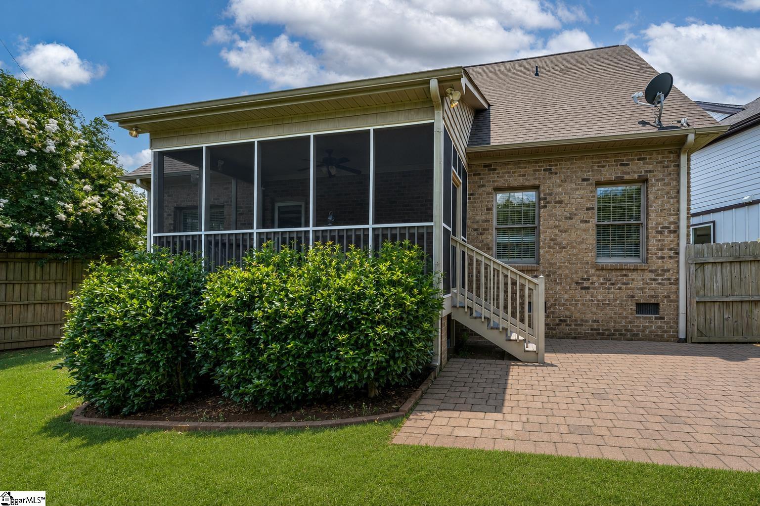 437 Ambiance Drive Spartanburg, SC 29301